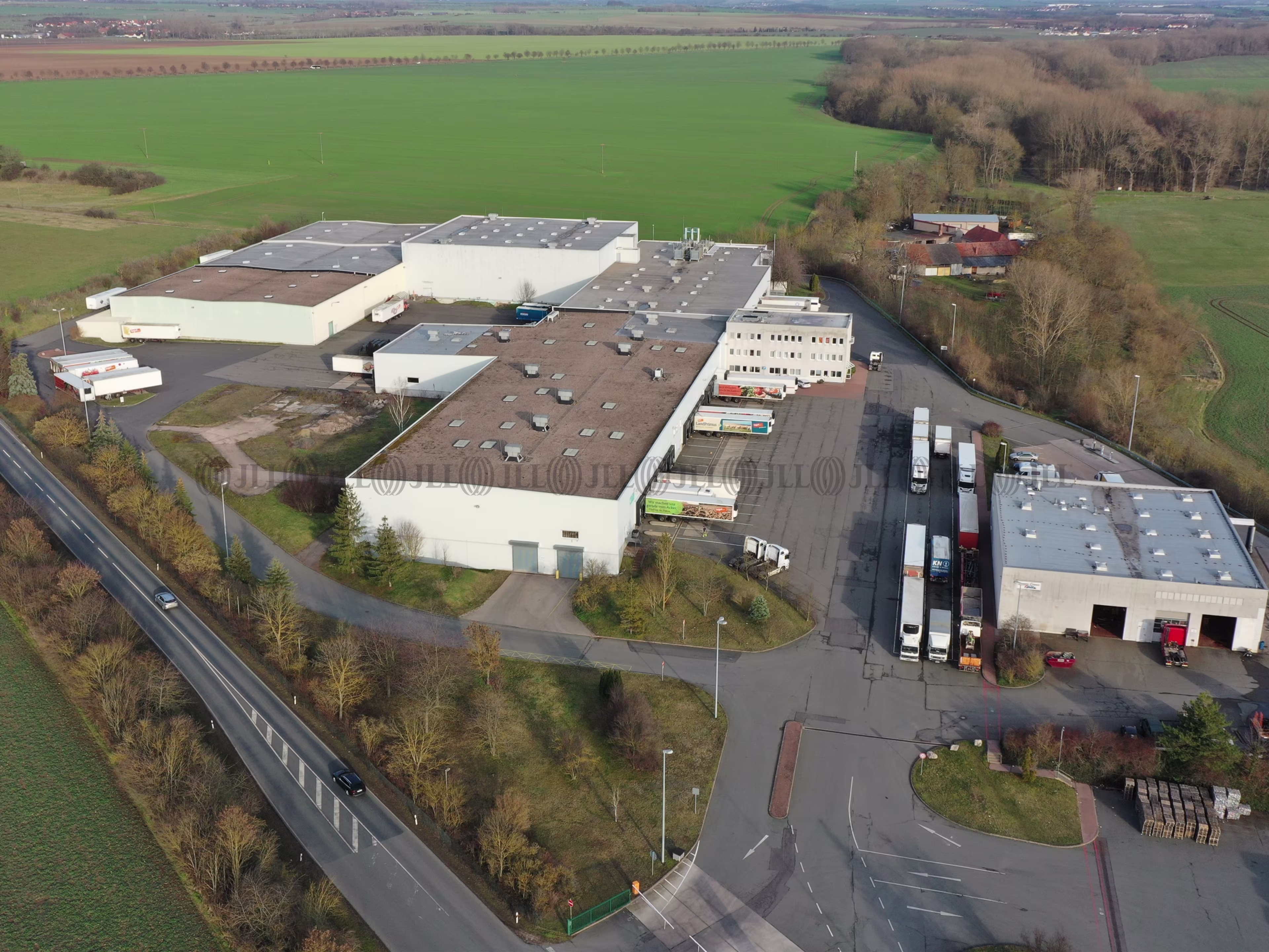 Hallen - Drei Gleichen - B2622