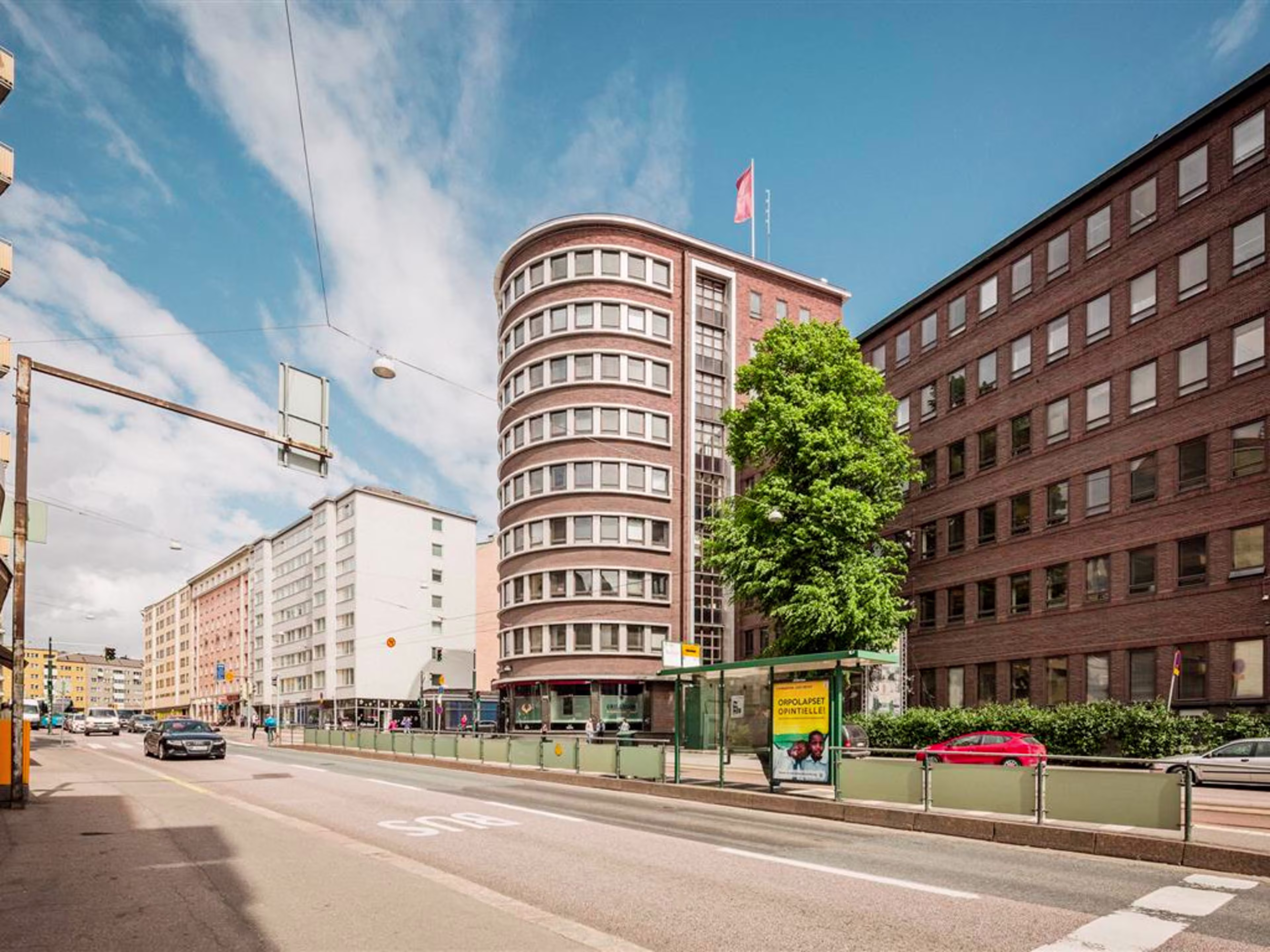 HÄMEENTIE 19