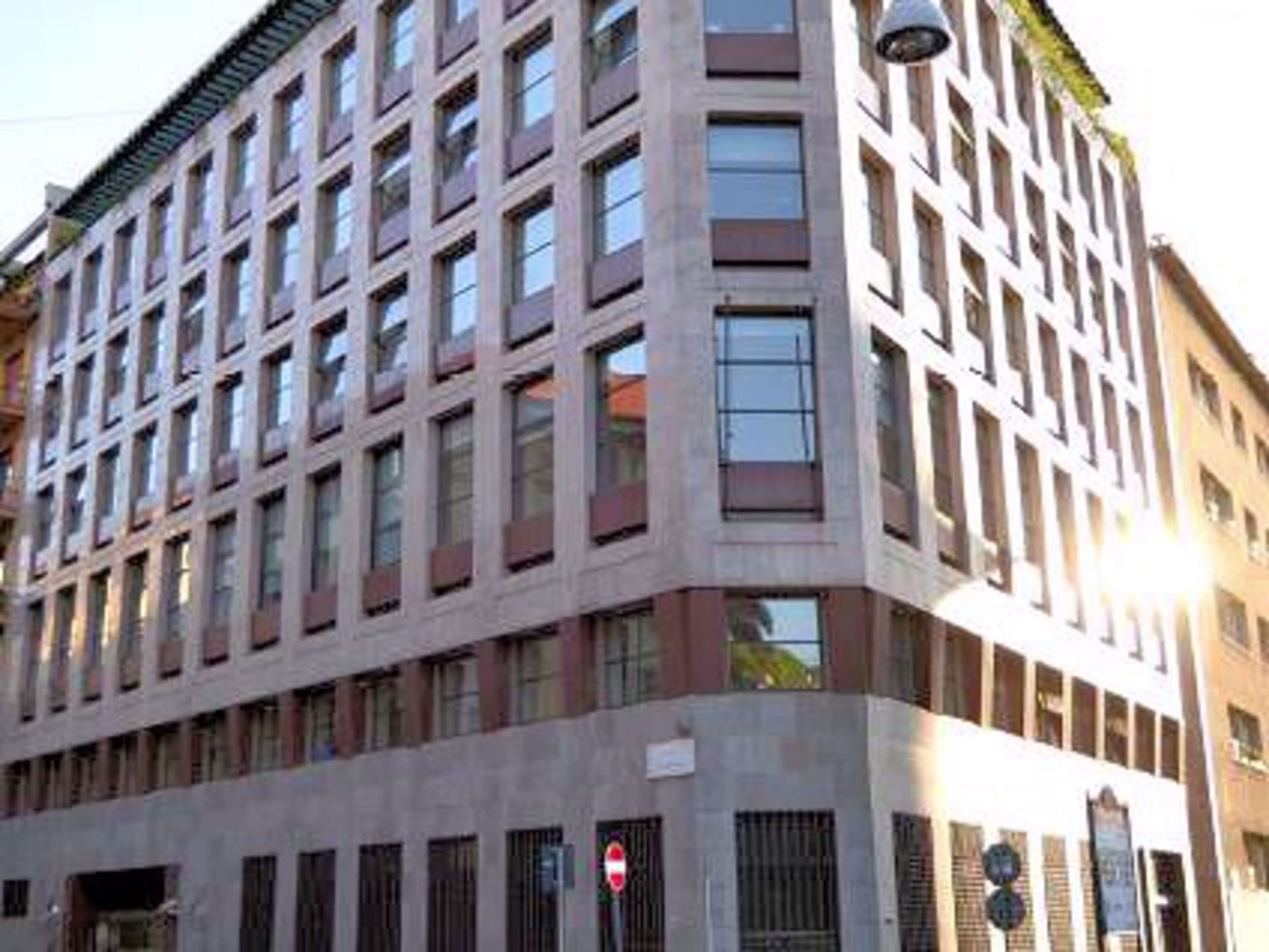 VIA PIEMONTE 38