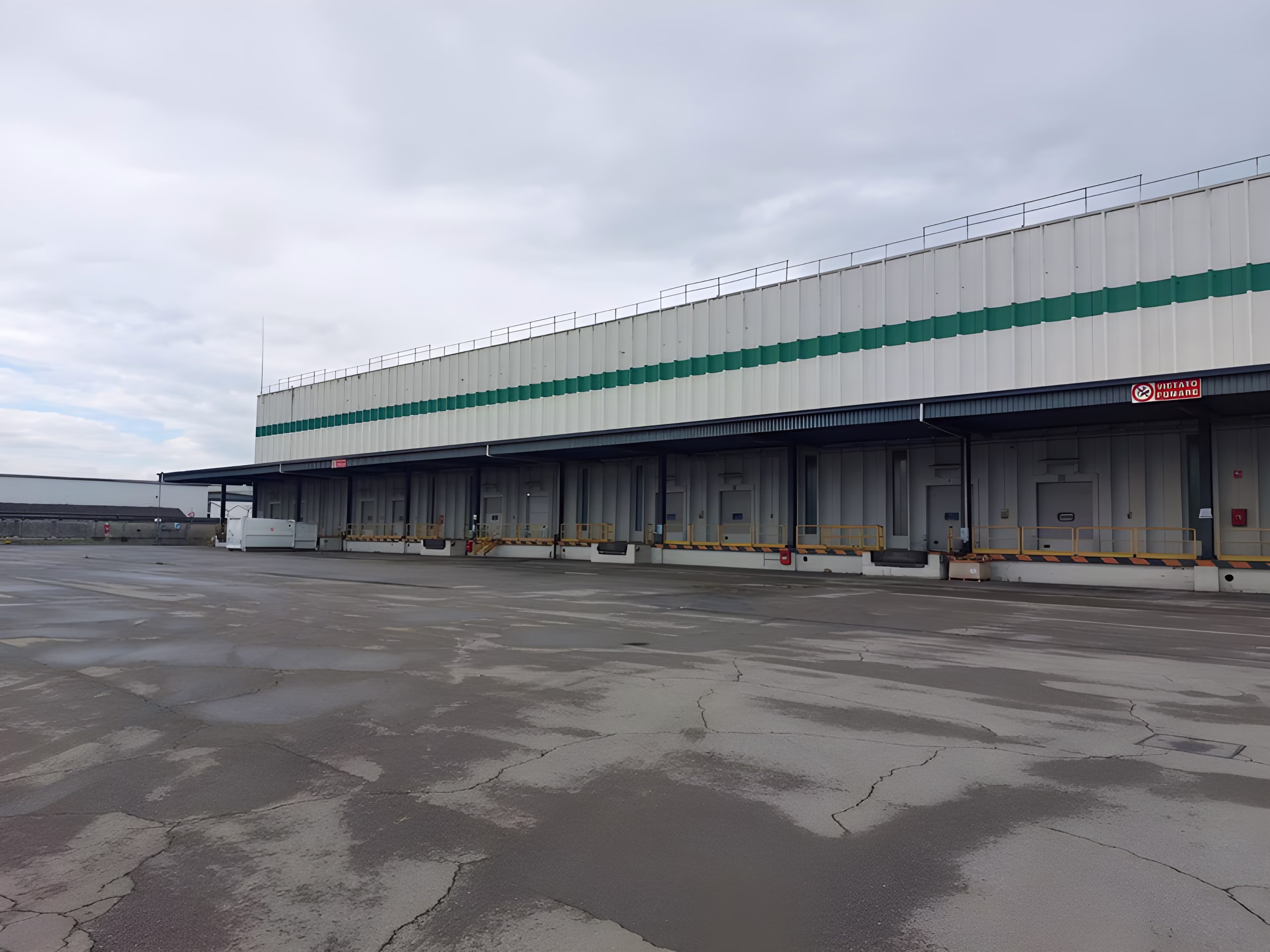 Immobile Logistico esistente a Cortemaggiore (Piacenza)