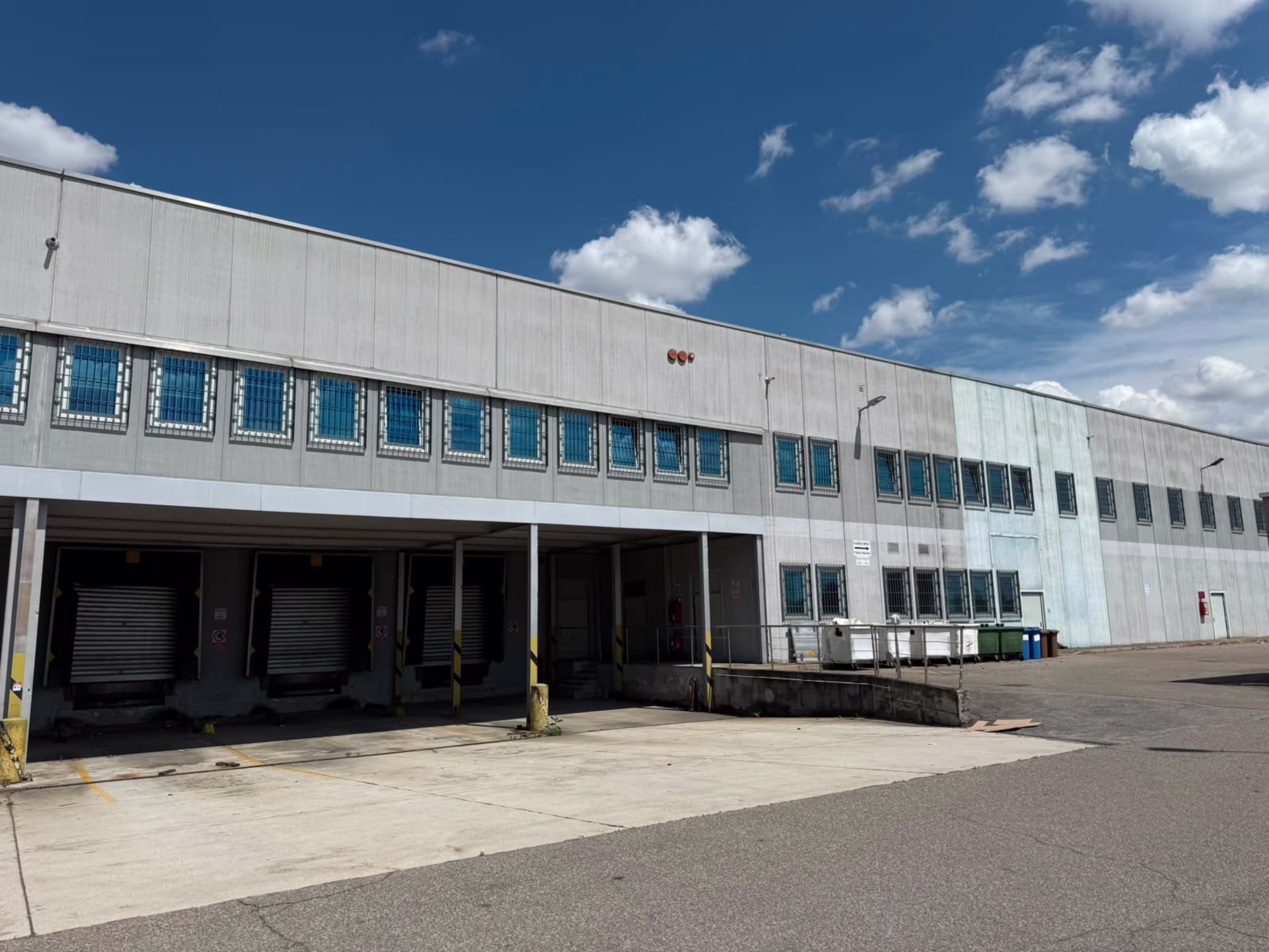 Immobile logistico in locazione a Buccinasco, Milano