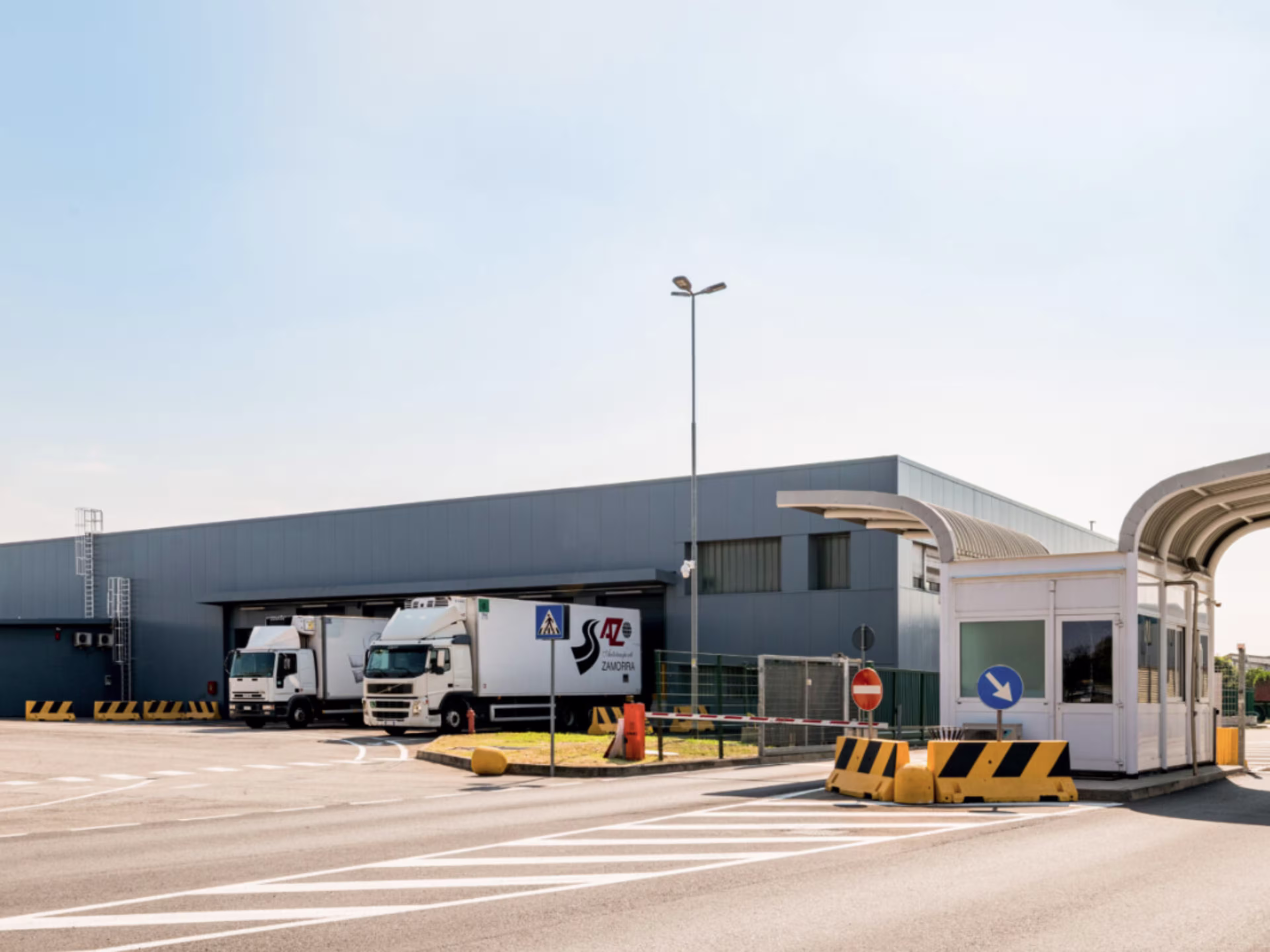 Immobile logistico in locazione a San Giuliano Milanese, Milano