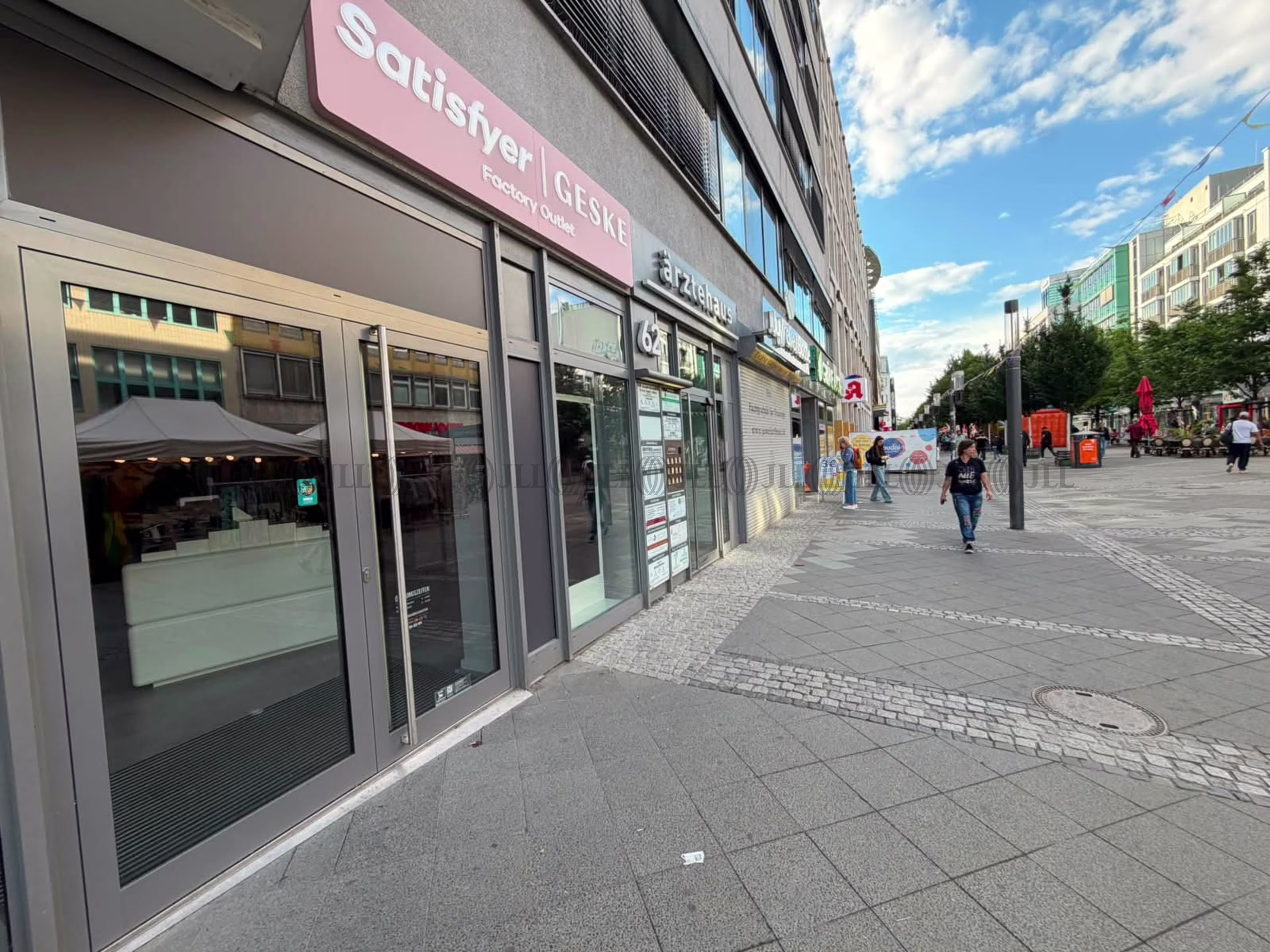 Wilmersdorfer Straße 62-63,Kantstraße 56b