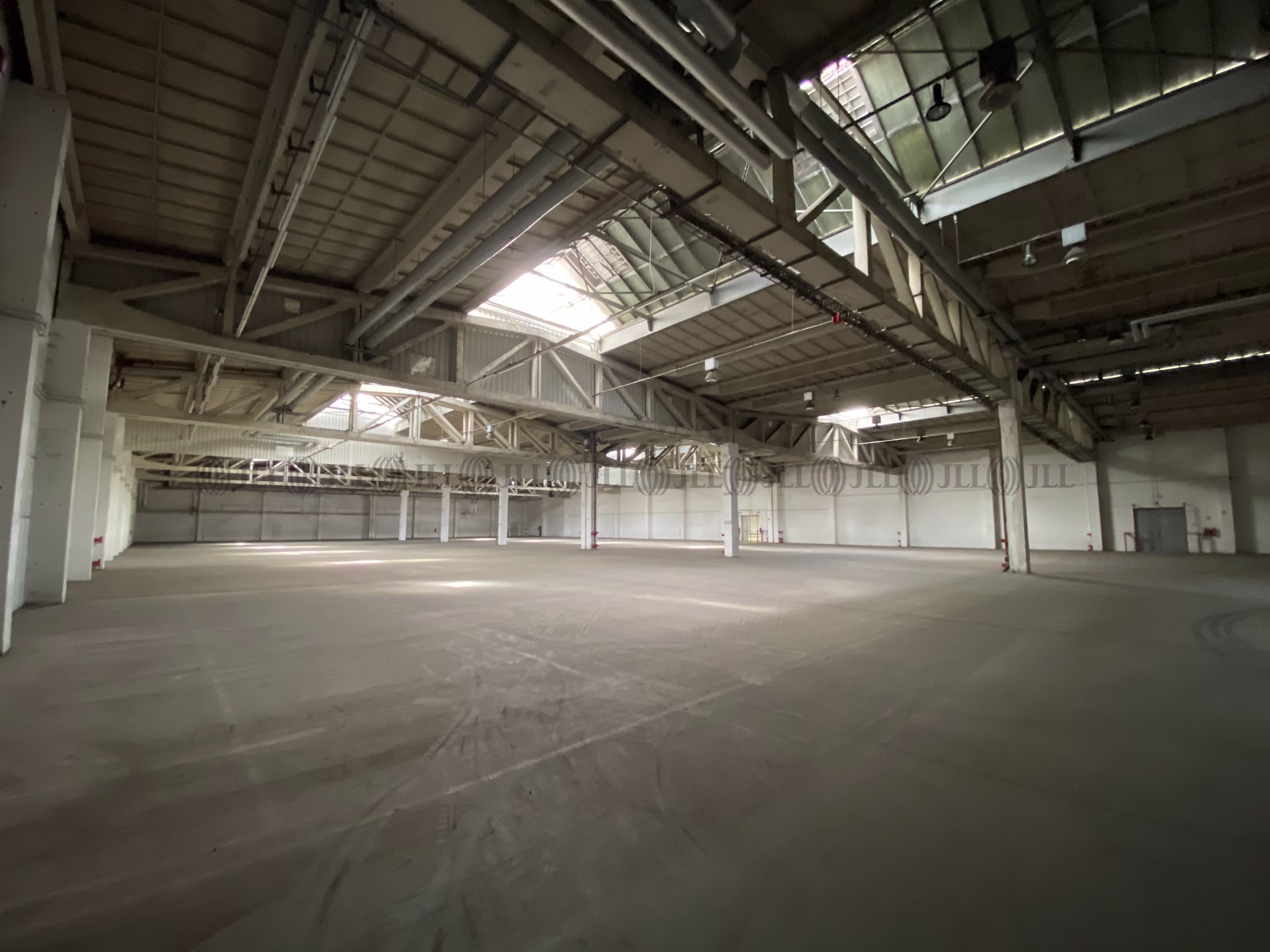 Hallen - Leipzig, Schönefeld-Ost - B1145