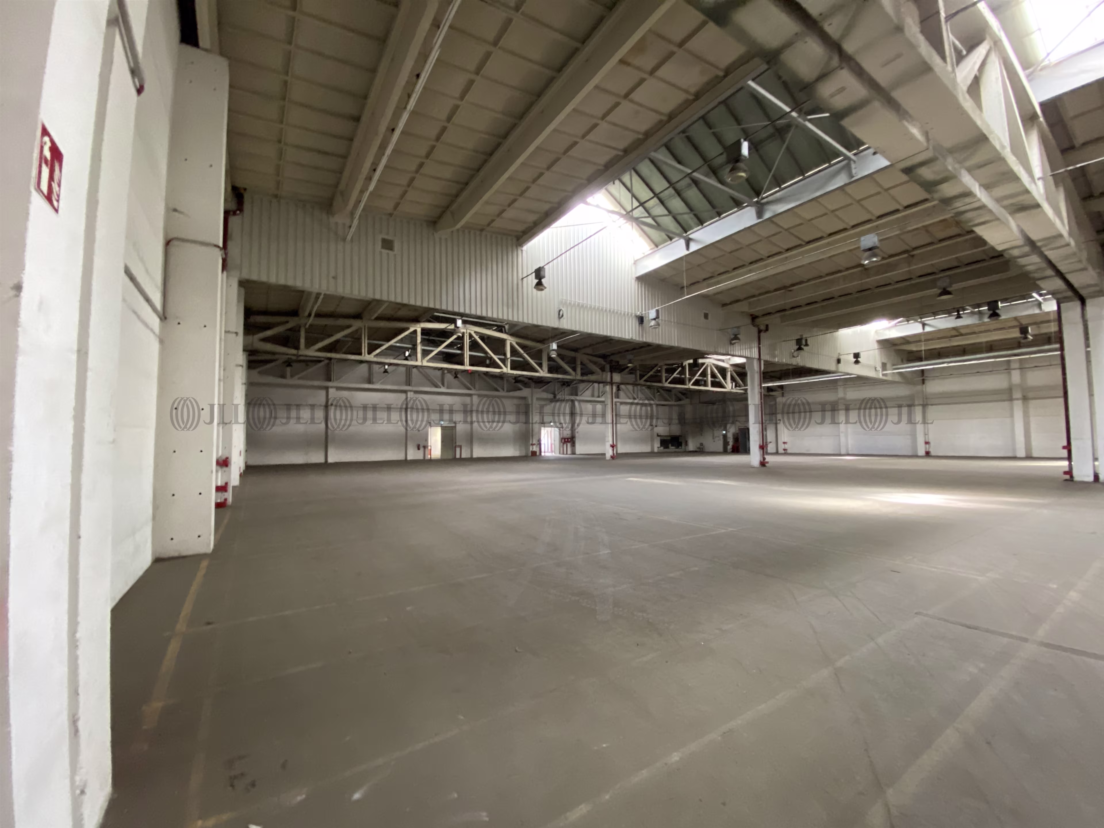 Hallen - Leipzig, Schönefeld-Ost - B1145