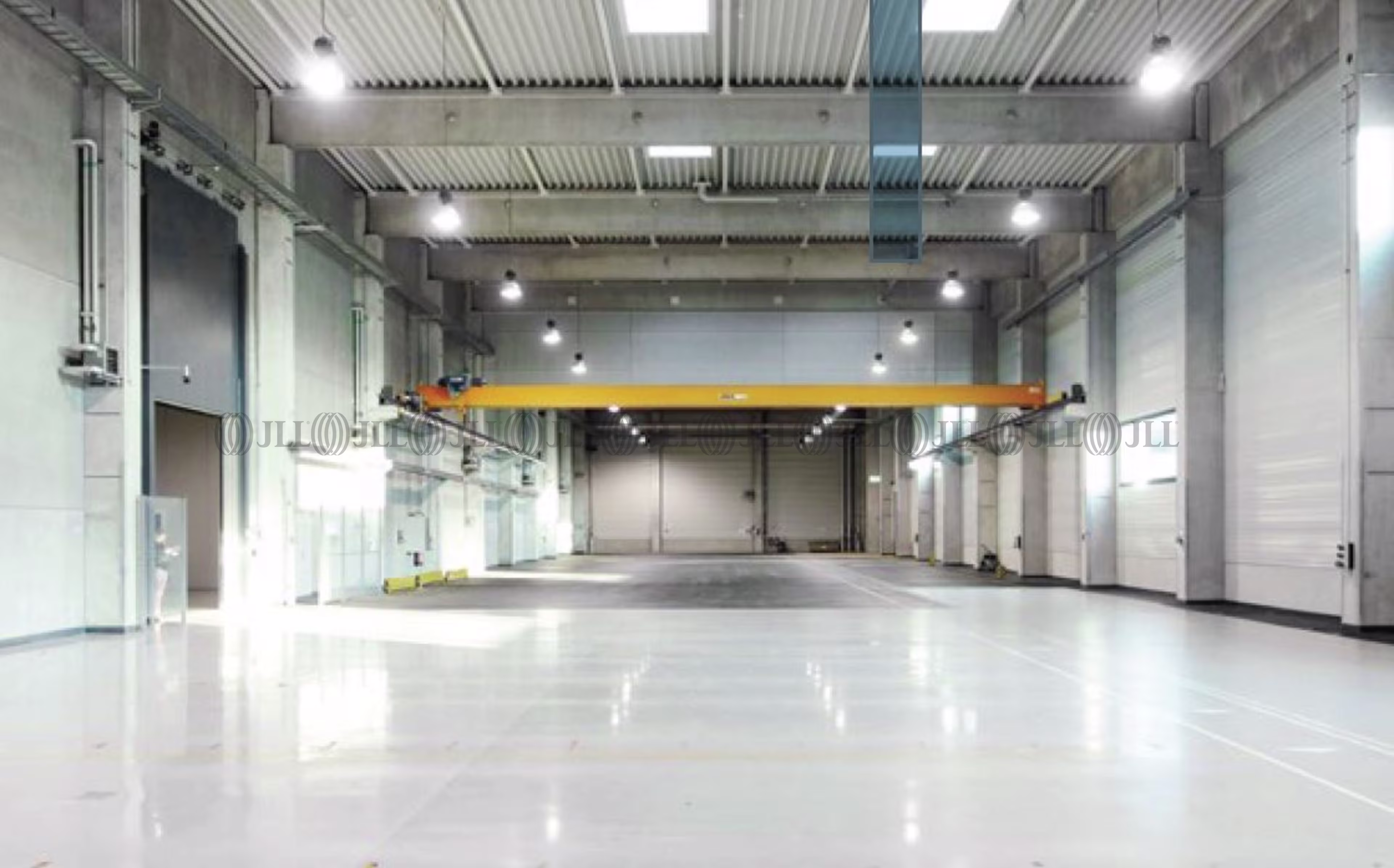 Hallen - Großröhrsdorf - B0958