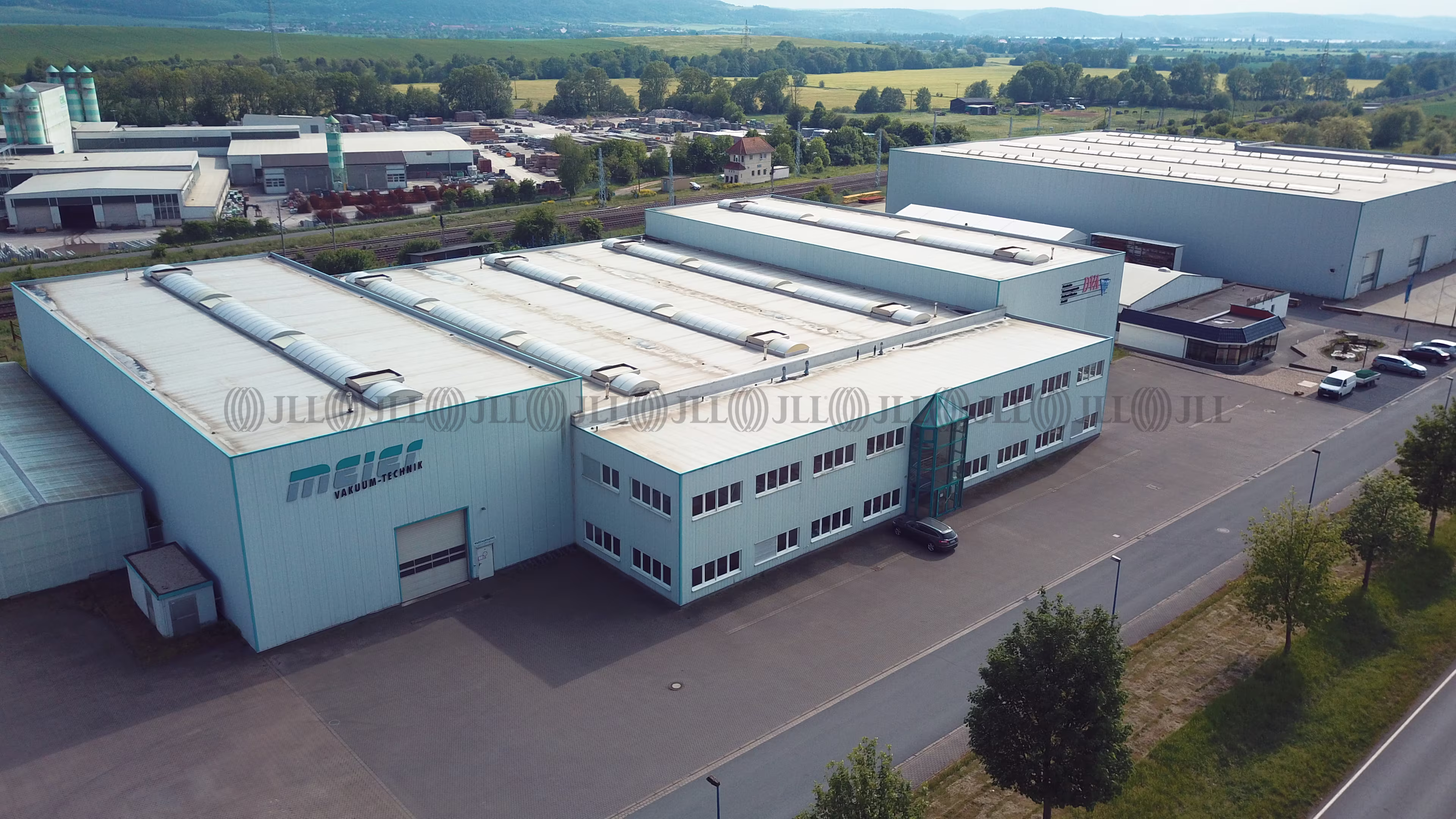 Hallen - Südharz OT Roßla - B3006