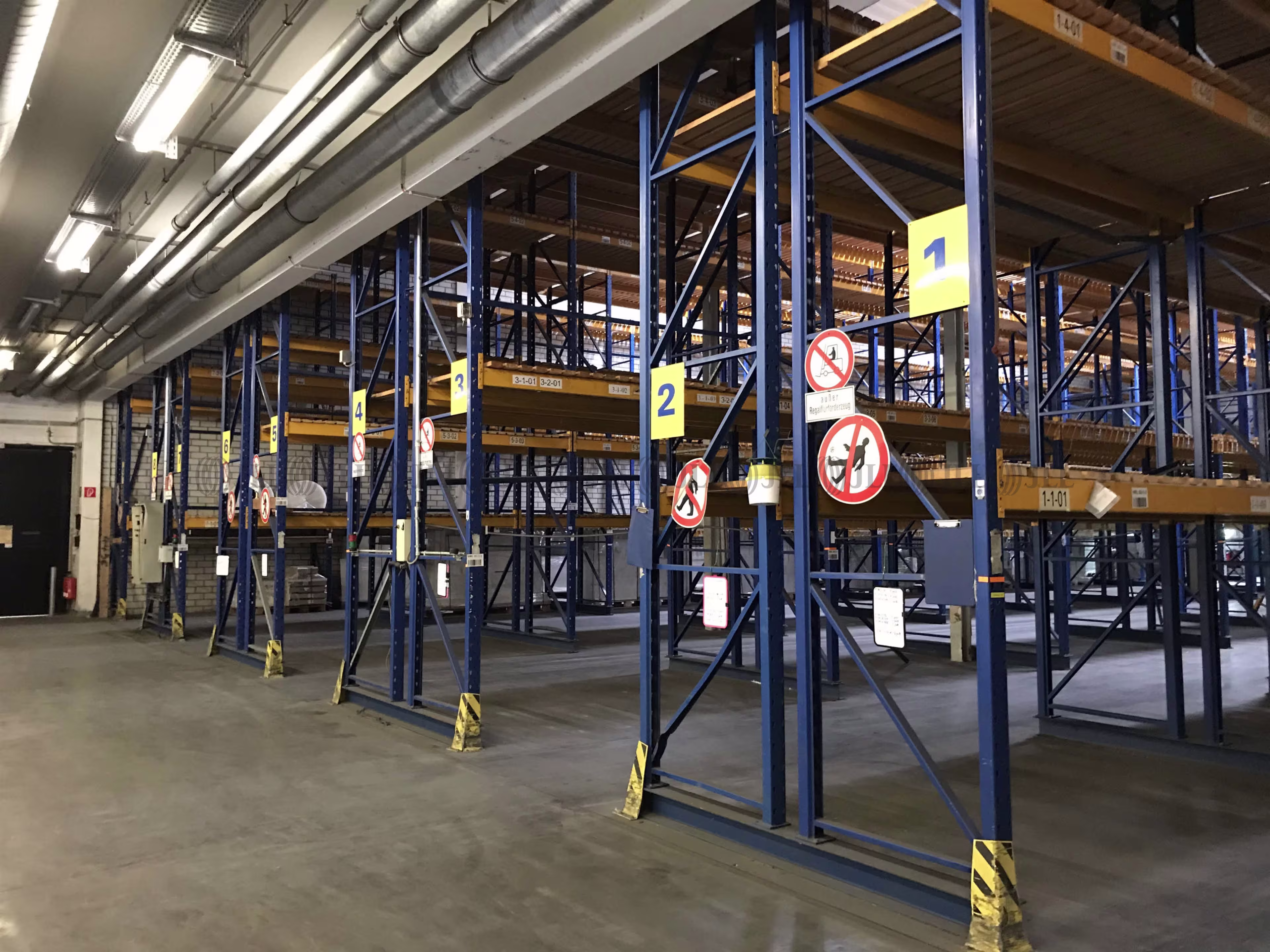 Hallen - Zwenkau - B1389