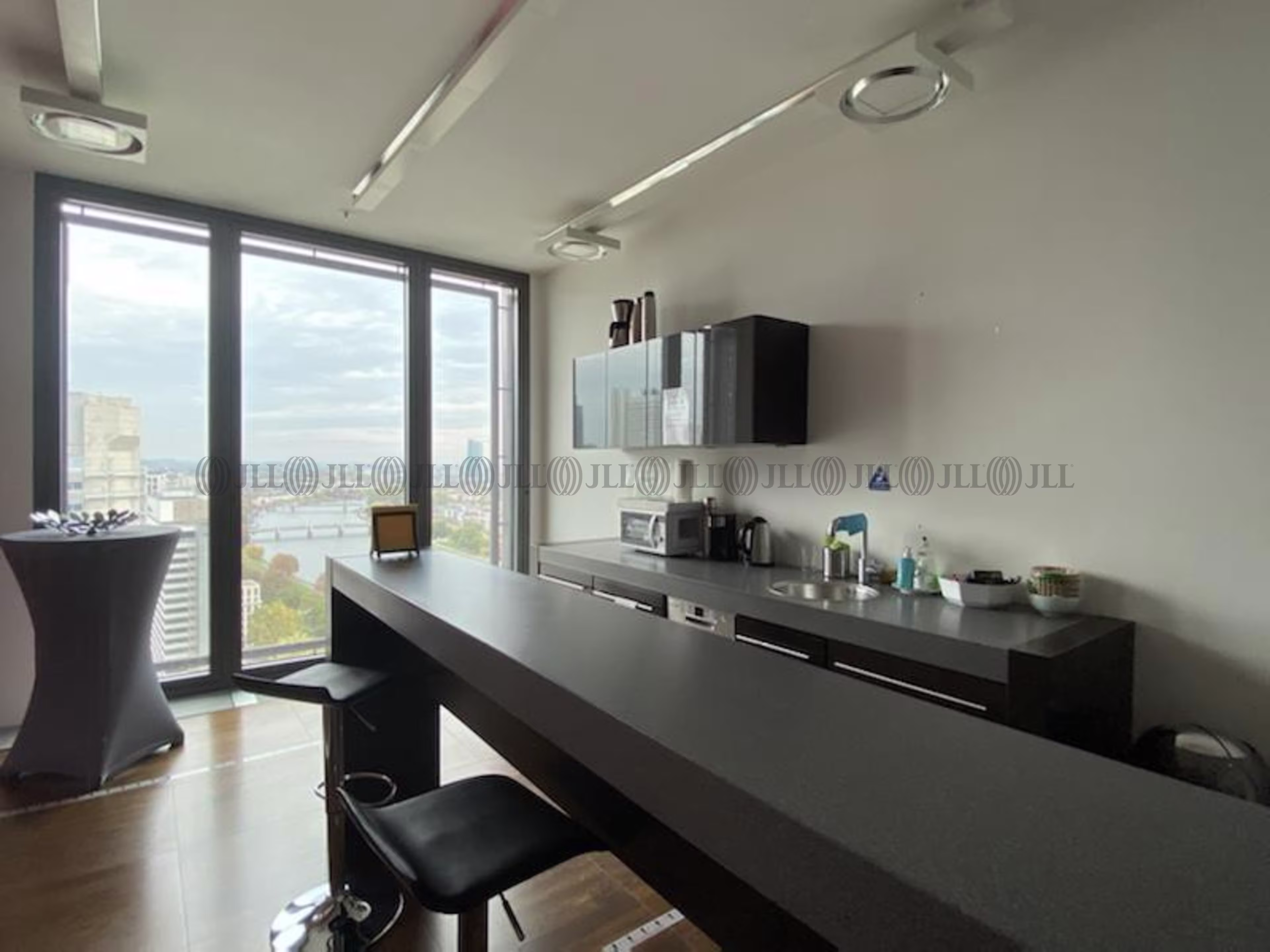 Büroimmobilie - Frankfurt am Main, Bahnhofsviertel - F0277