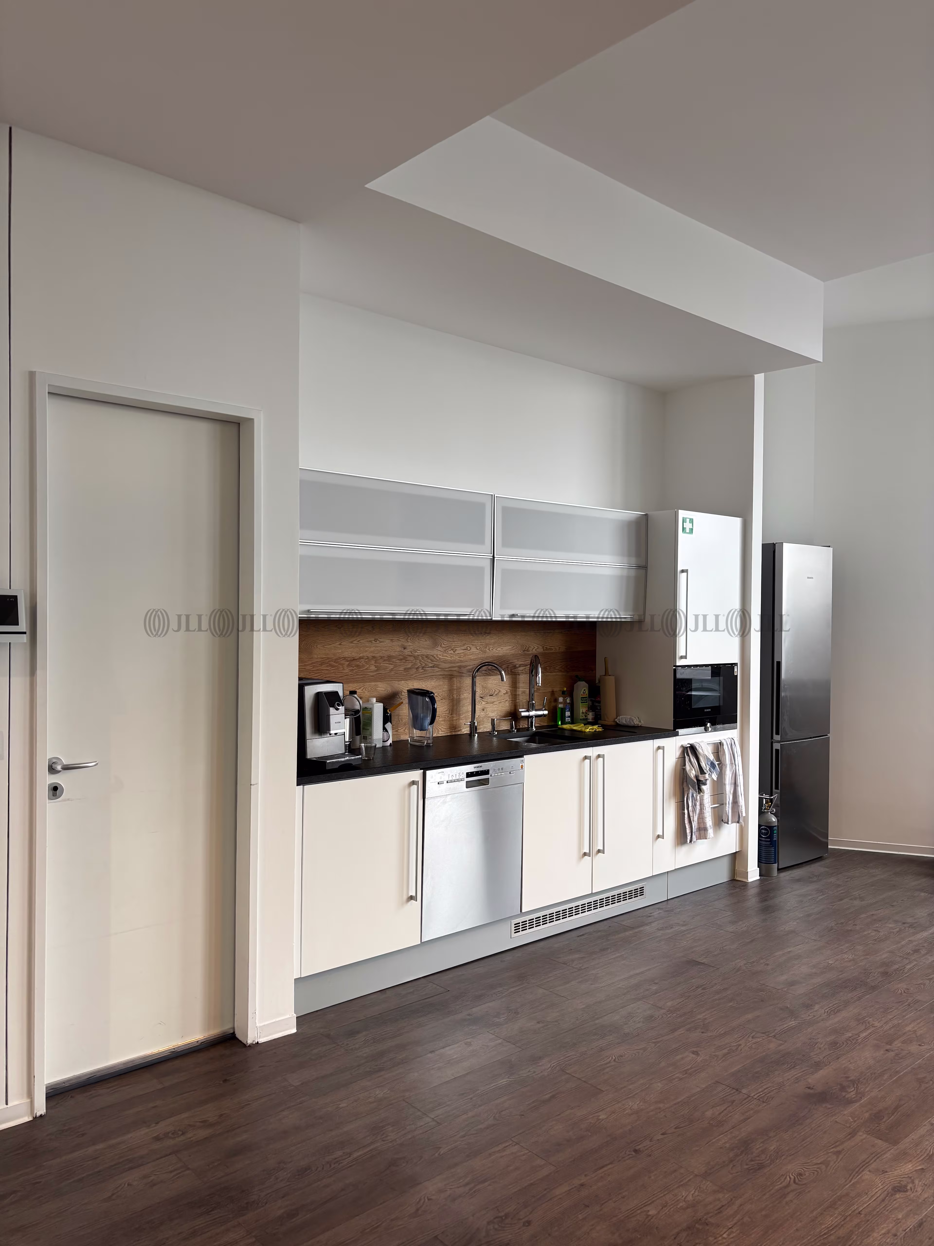Büroimmobilie - Frankfurt am Main, Gutleutviertel - F3243