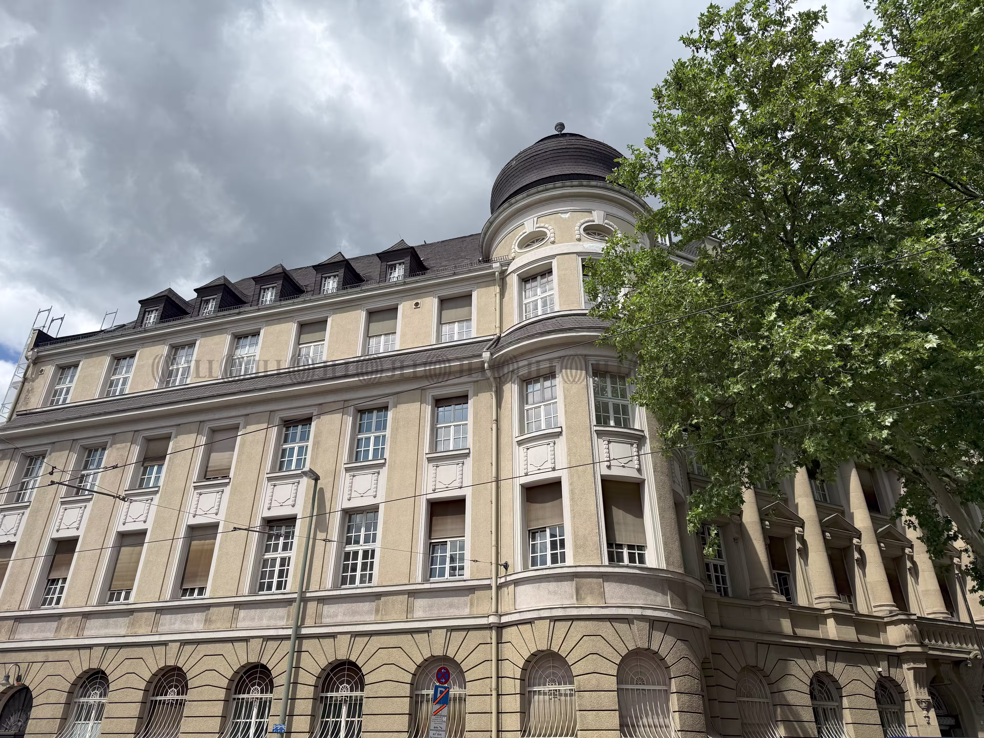 Büroimmobilie - Frankfurt am Main, Sachsenhausen-Nord - F0181