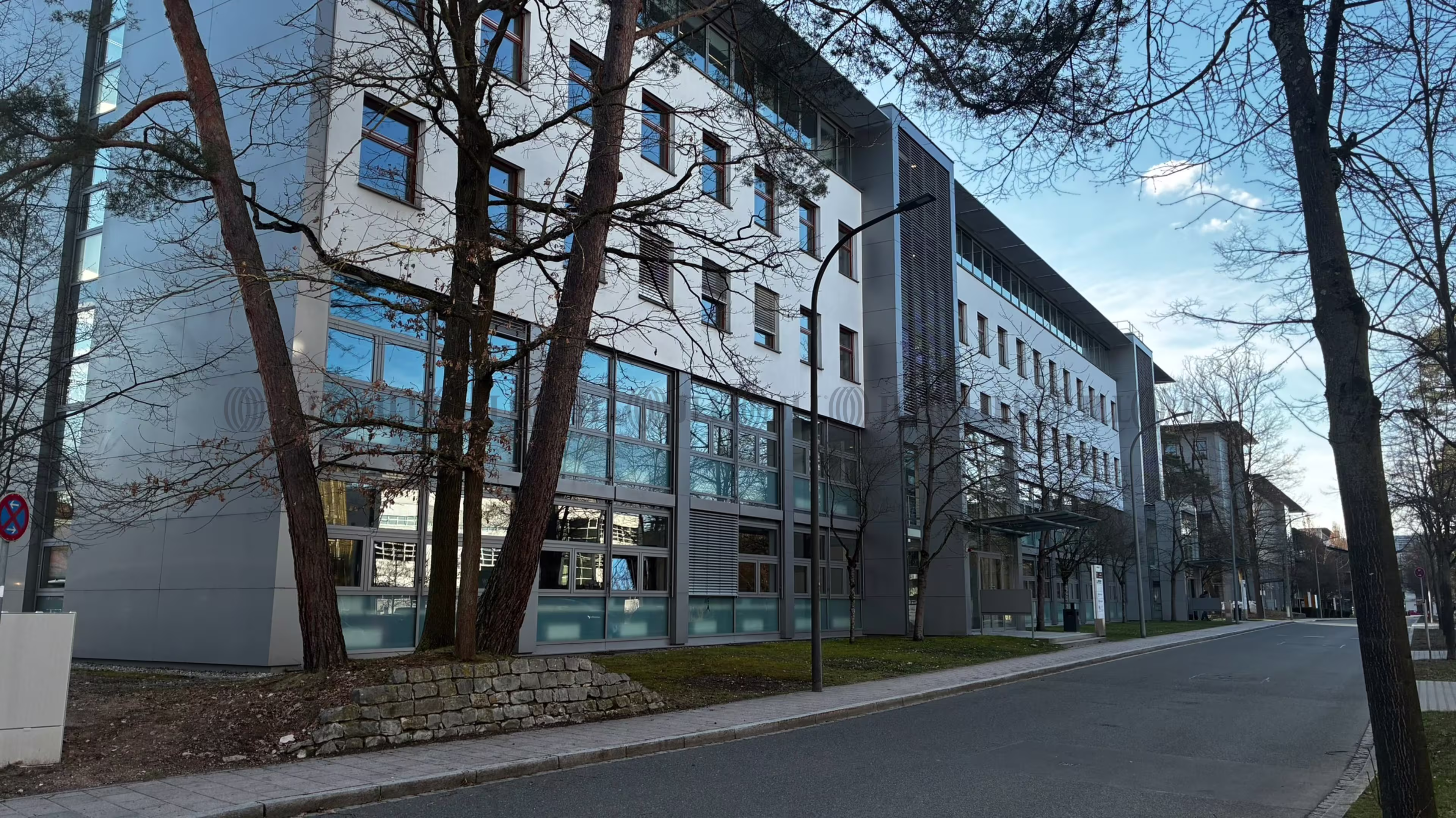 Büroimmobilie - Nürnberg, Nordöstliche Außenstadt - M2111