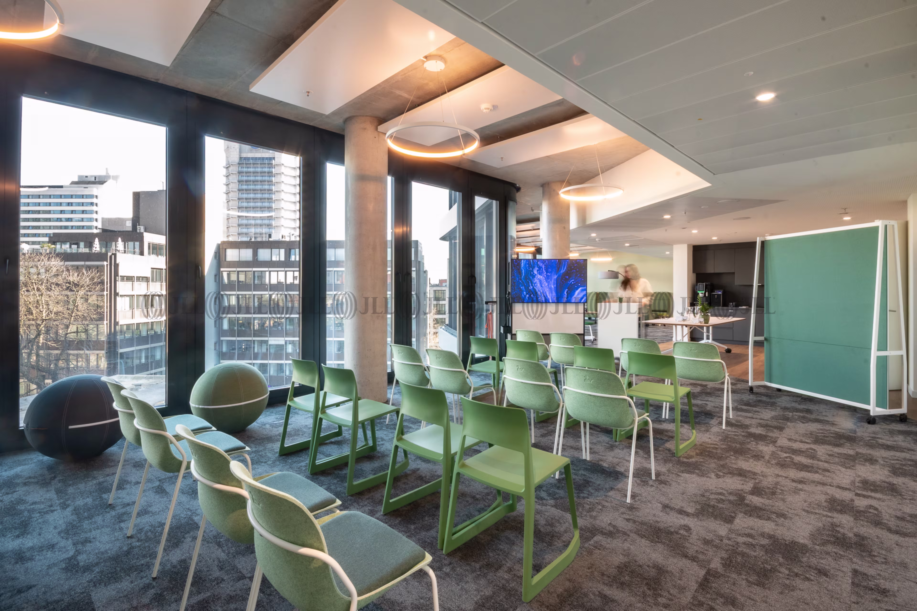 Büroimmobilie - Frankfurt am Main, Bahnhofsviertel - F0240