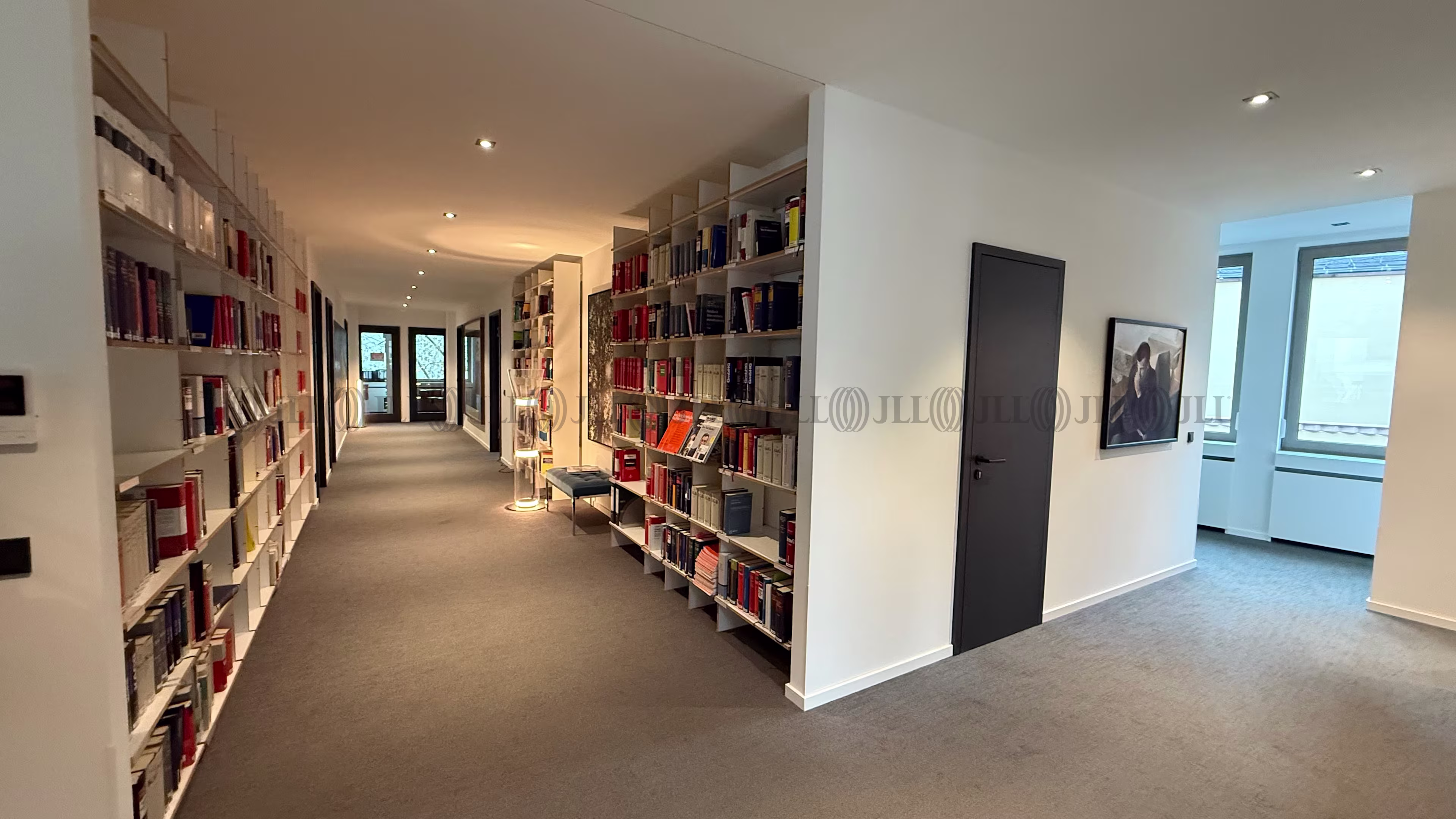 Büroimmobilie - Frankfurt am Main, Altstadt - F2417