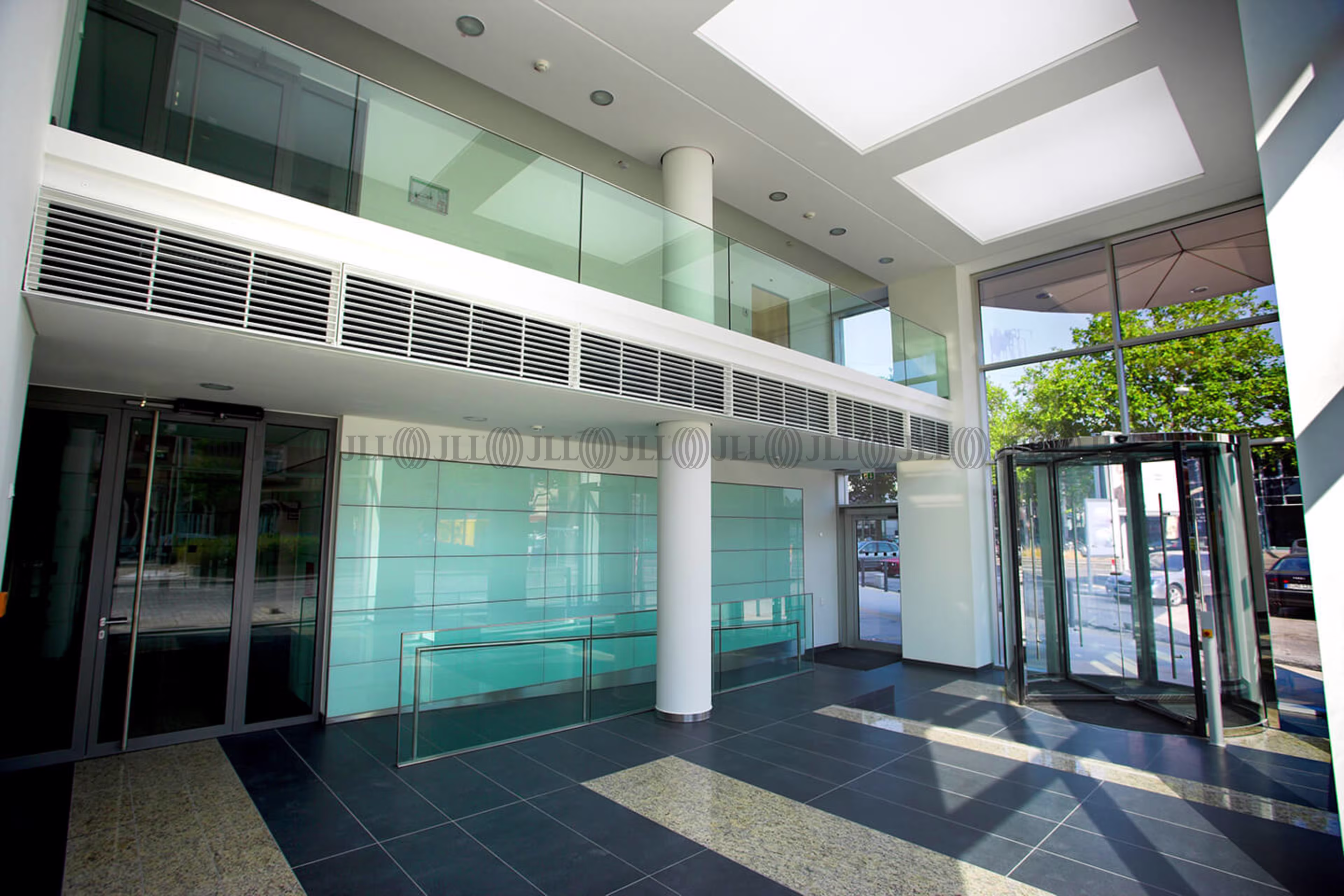 Büroimmobilie - Frankfurt am Main, Ostend - F0294