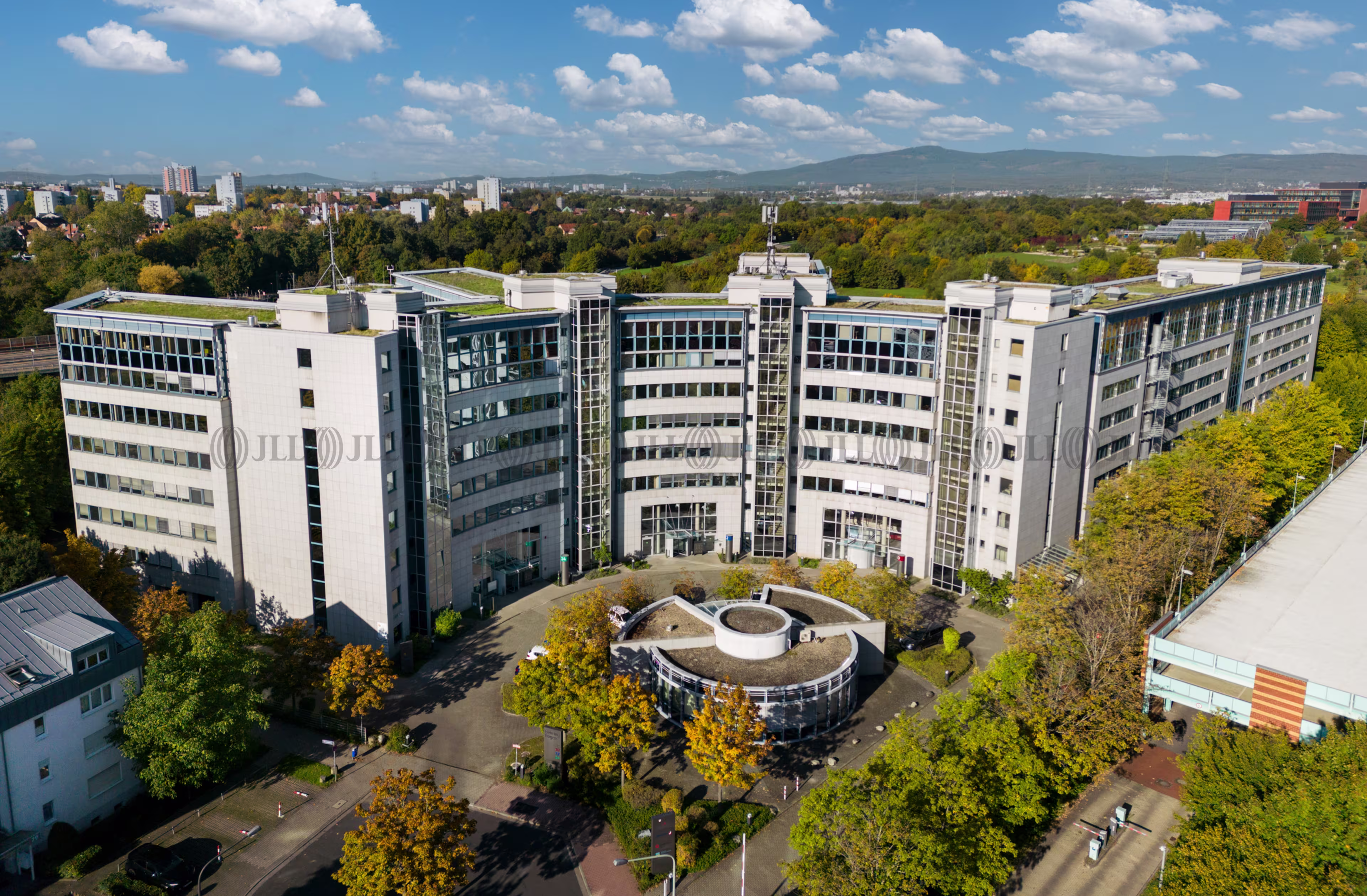 Büroimmobilie - Frankfurt am Main, Niederursel - F0635