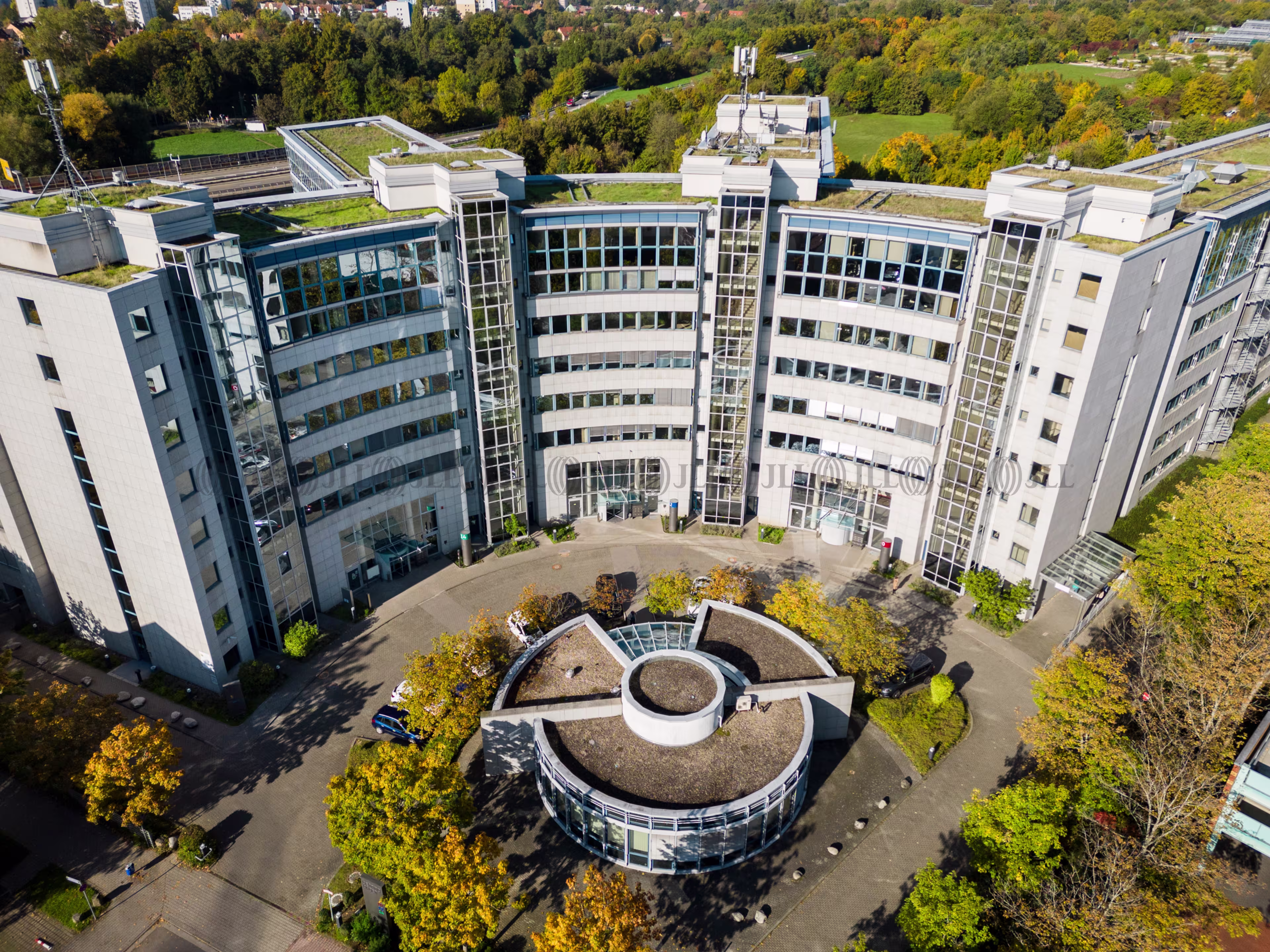 Büroimmobilie - Frankfurt am Main, Niederursel - F0635