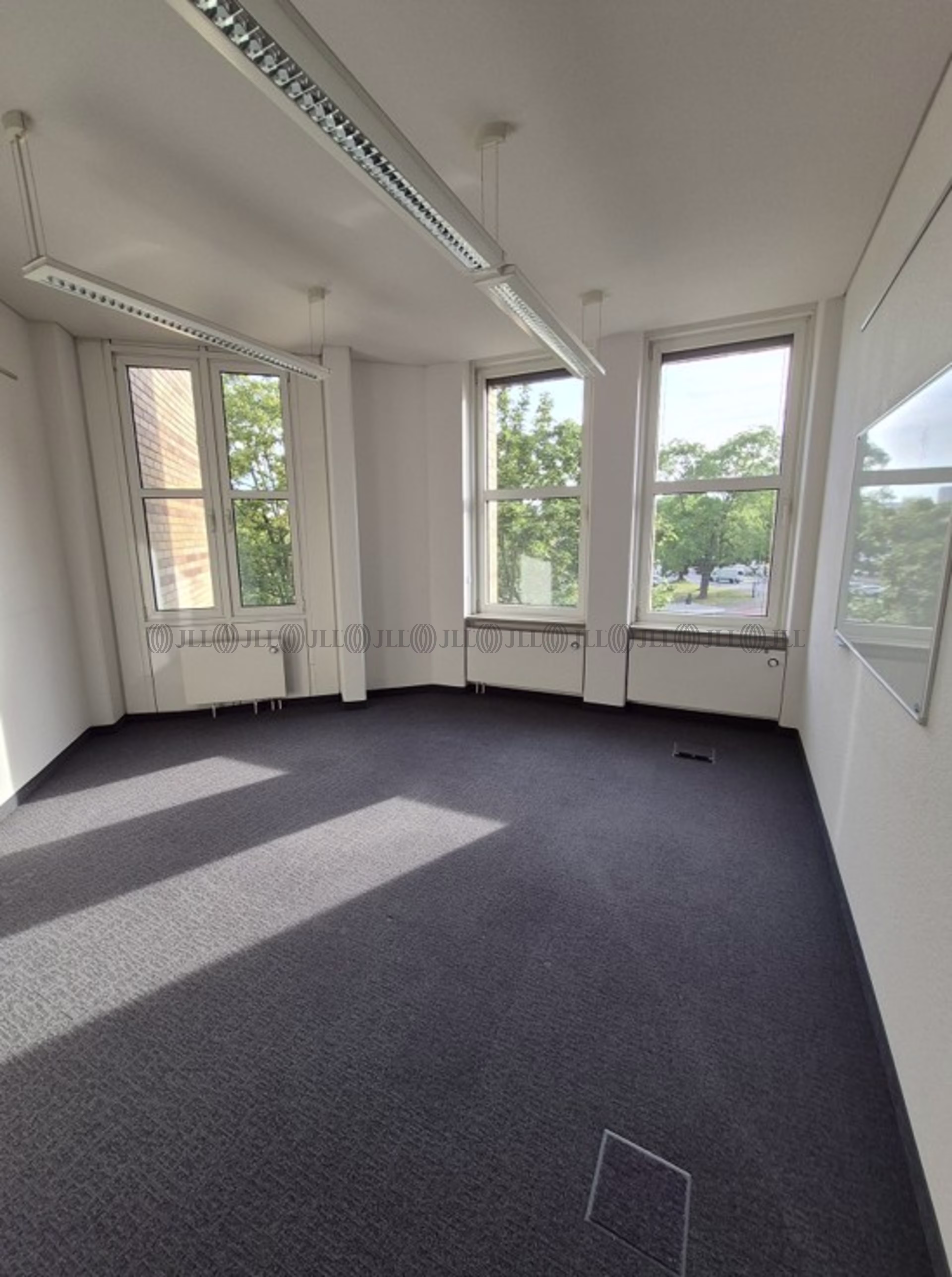 Büroimmobilie - Düsseldorf, Heerdt - D3411