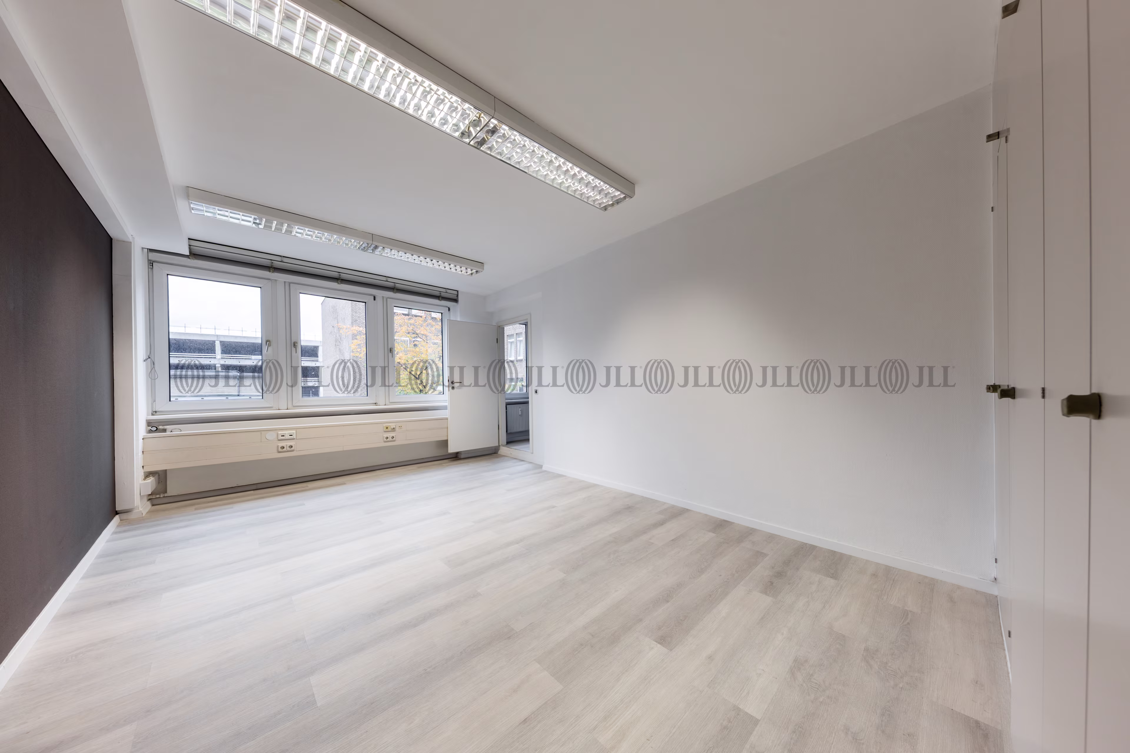 Büroimmobilie - Düsseldorf, Stadtmitte - D0073