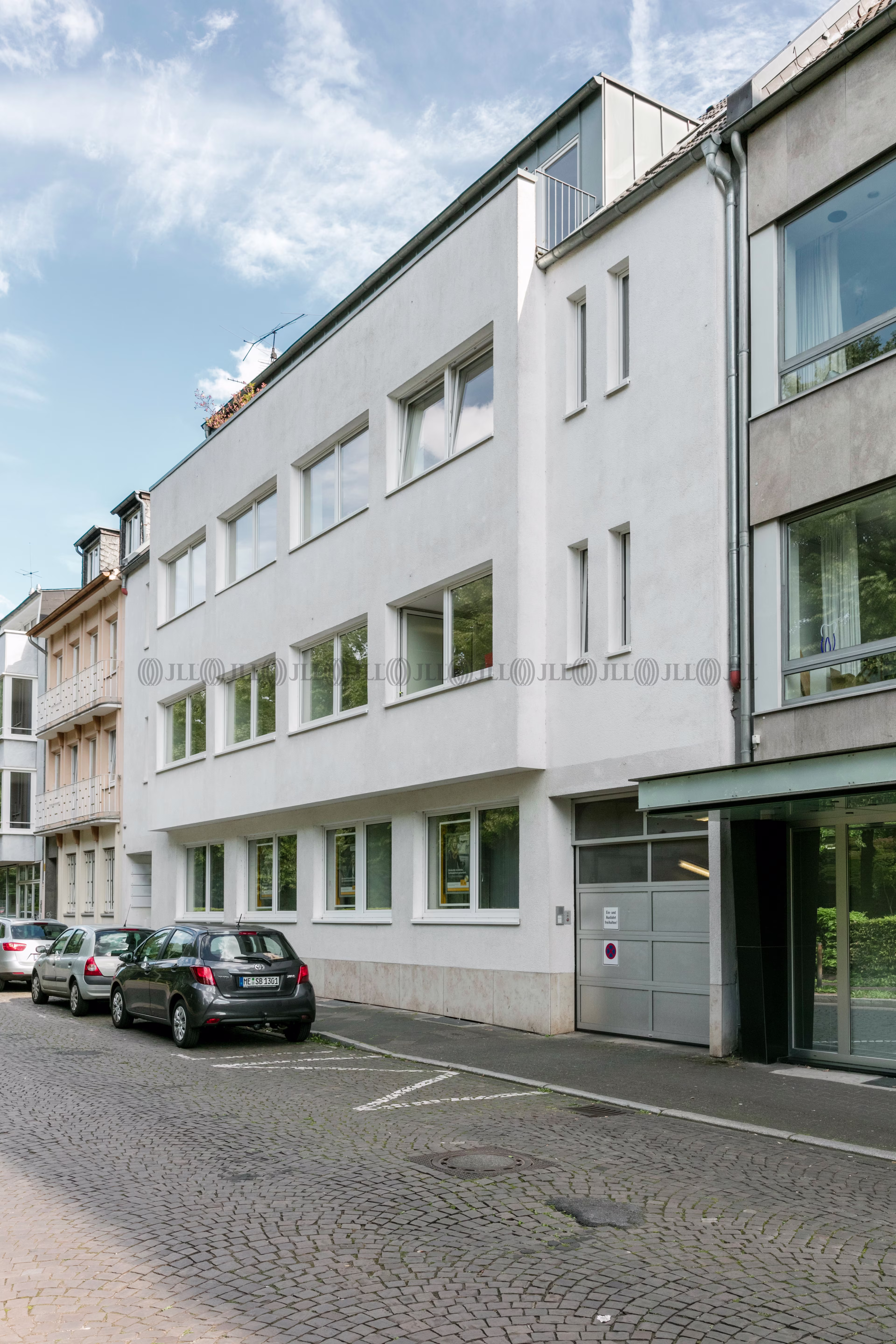 Louise-Dumont-Straße 5