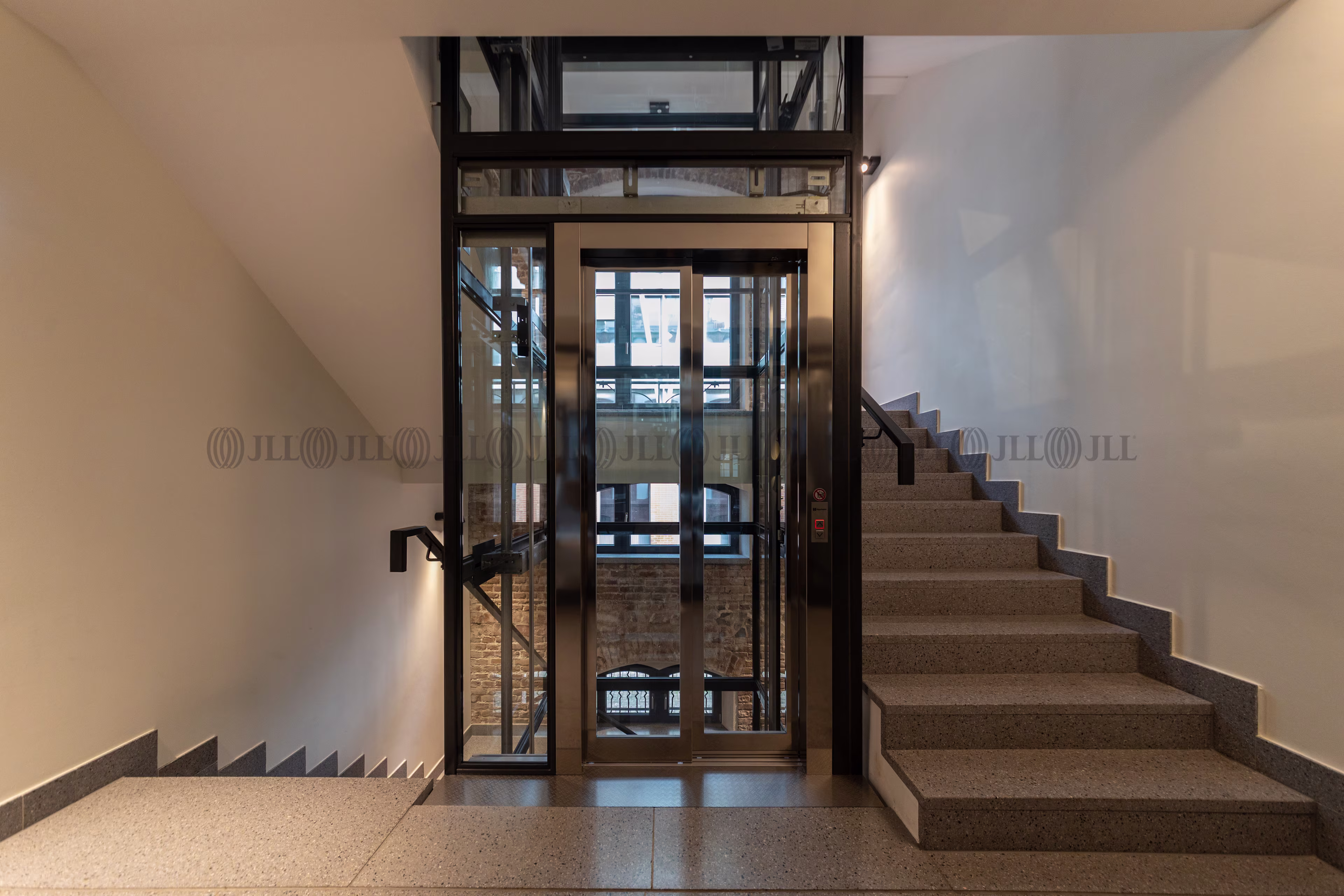 Büroimmobilie - Düsseldorf, Hafen - D1984