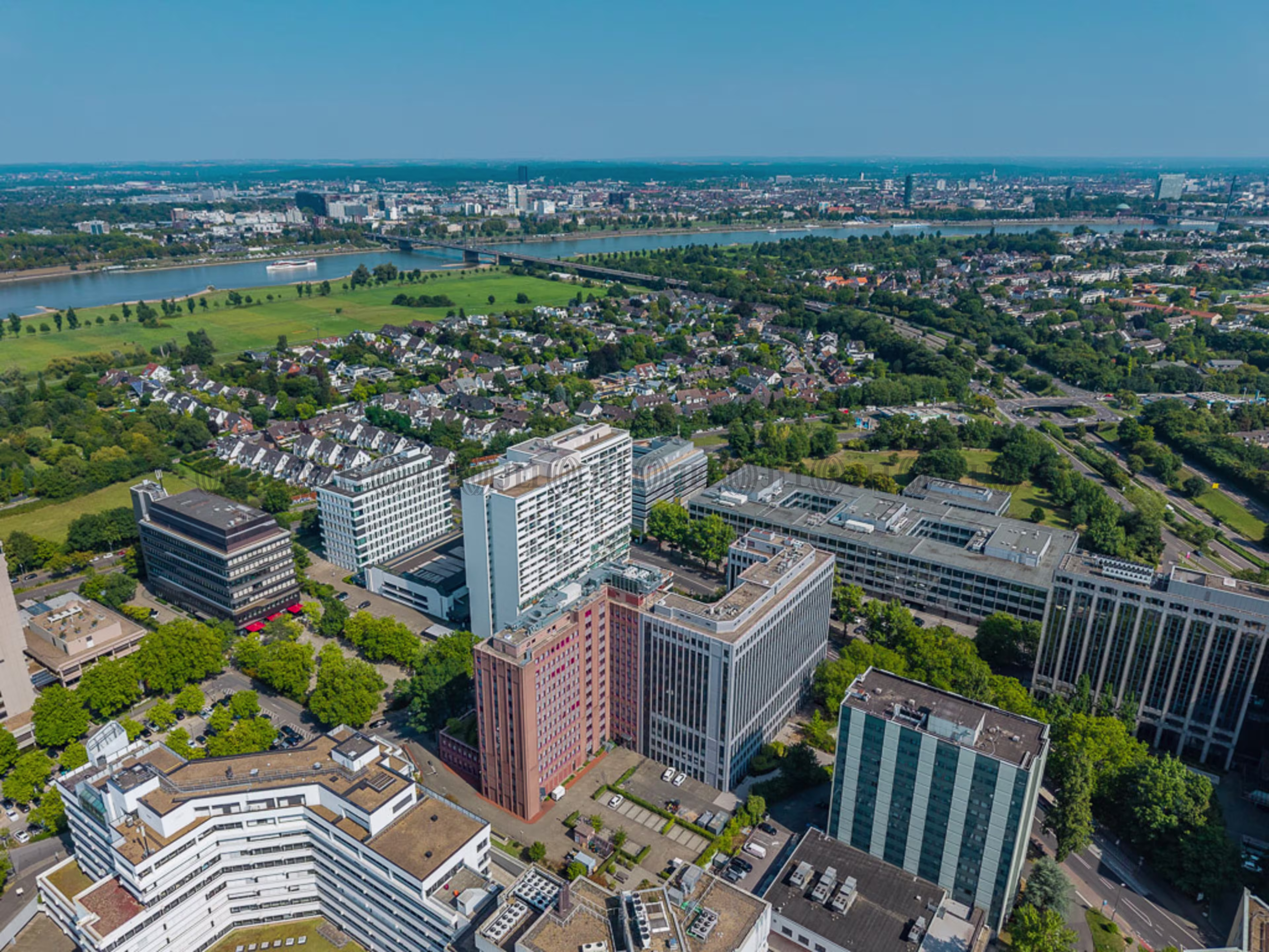 Büroimmobilie - Düsseldorf, Lörick - D0178