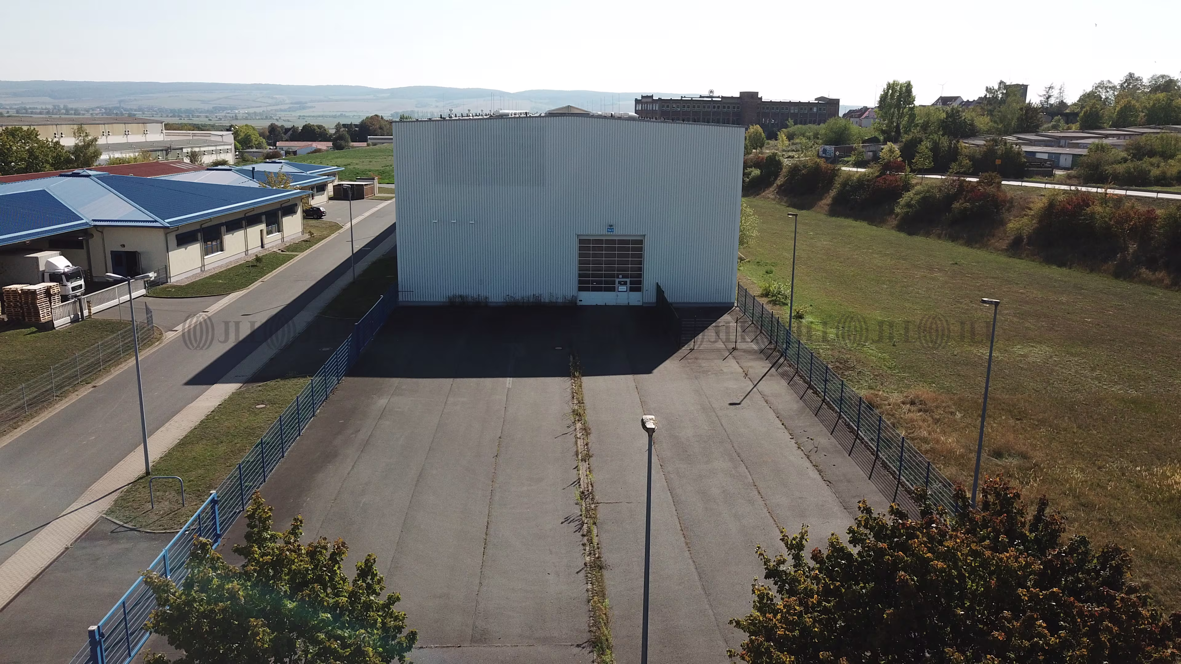 Hallen - Artern - B3302