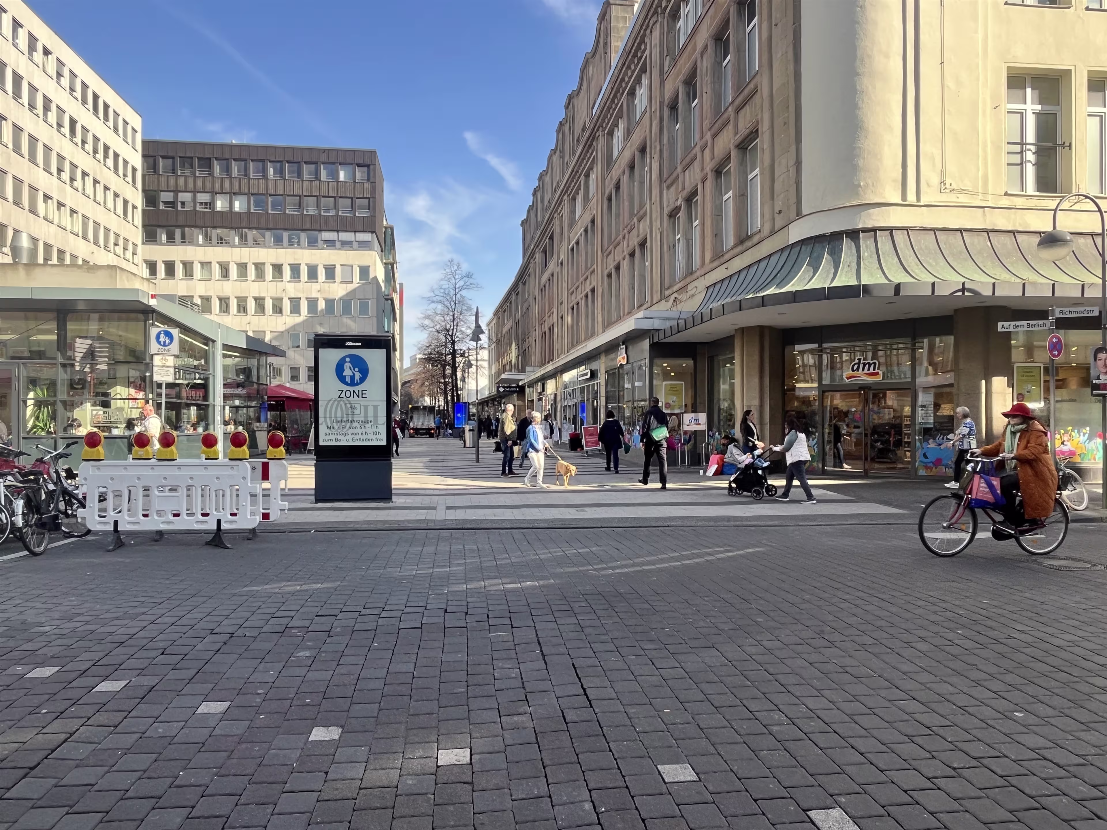 Einzelhandel - Köln, Altstadt-Nord - E1362