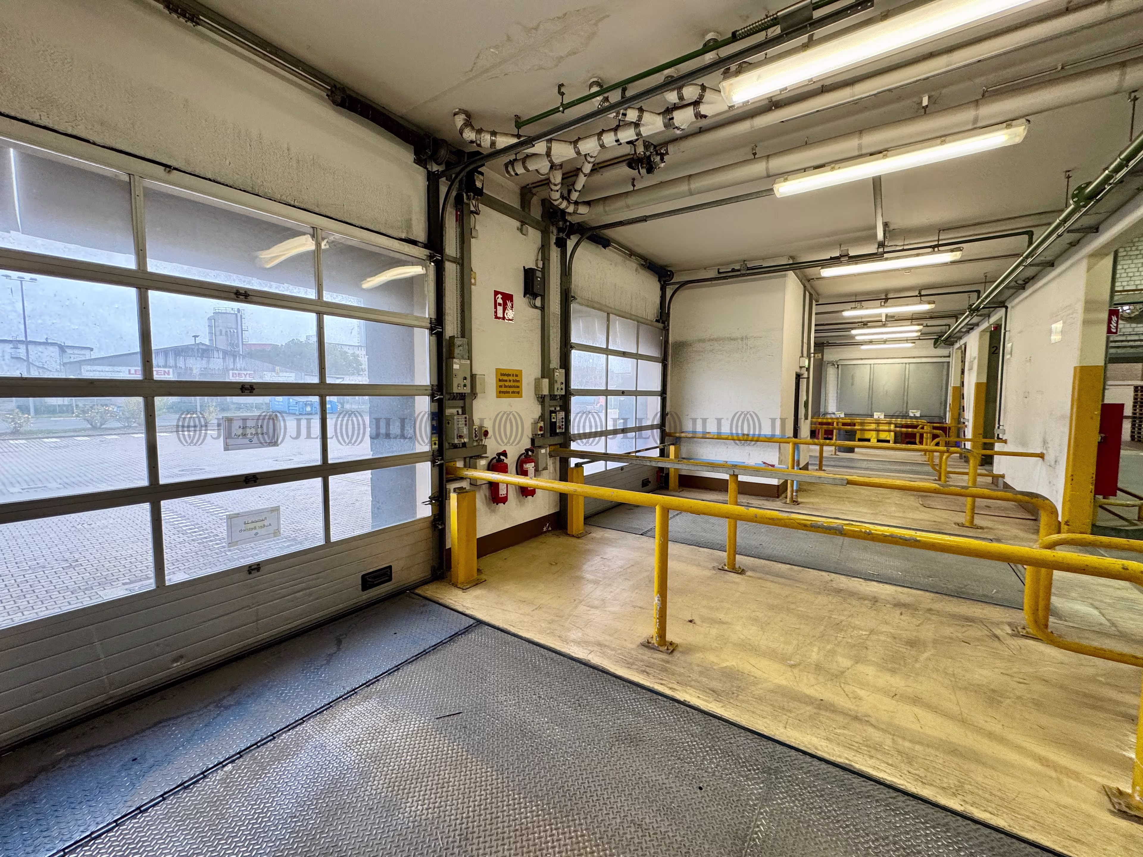 Hallen - Berlin, Neukölln - B3267