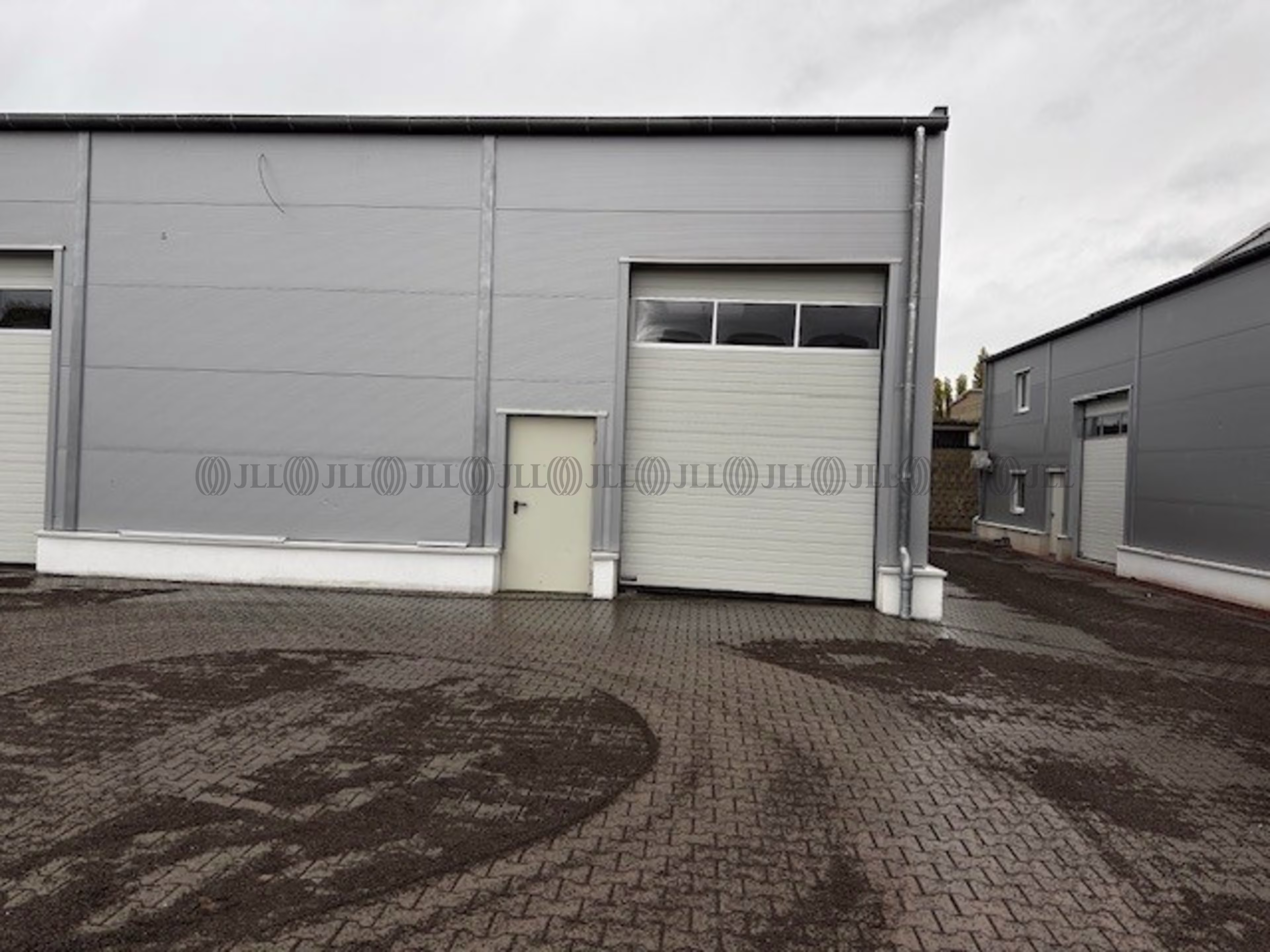 Hallen - Halle (Saale) - B3243