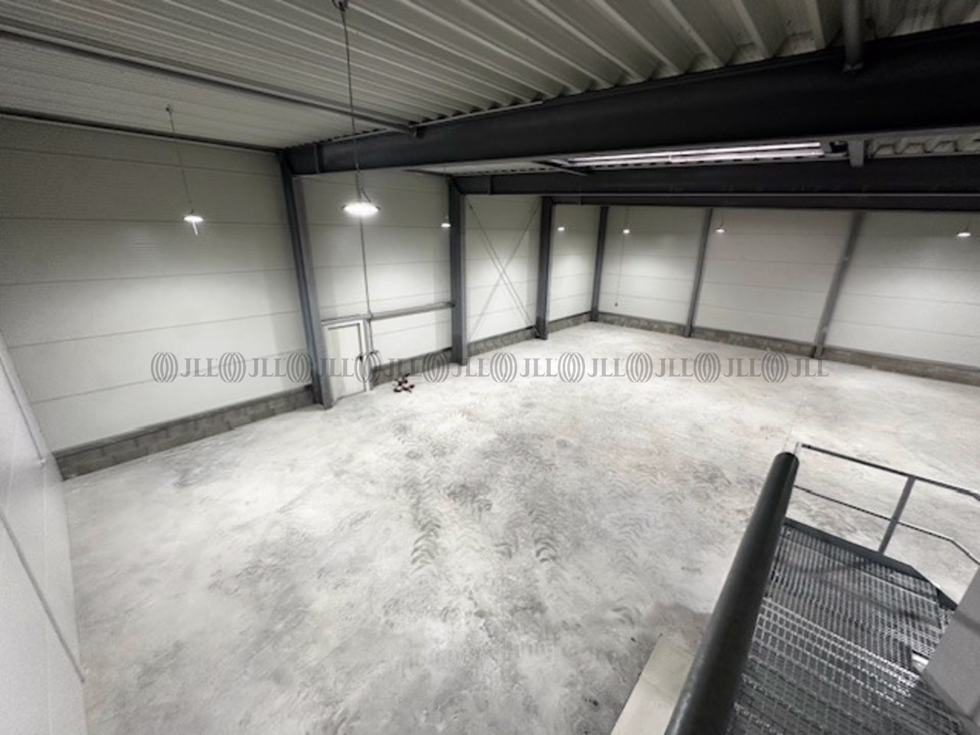 Hallen - Halle (Saale) - B3243