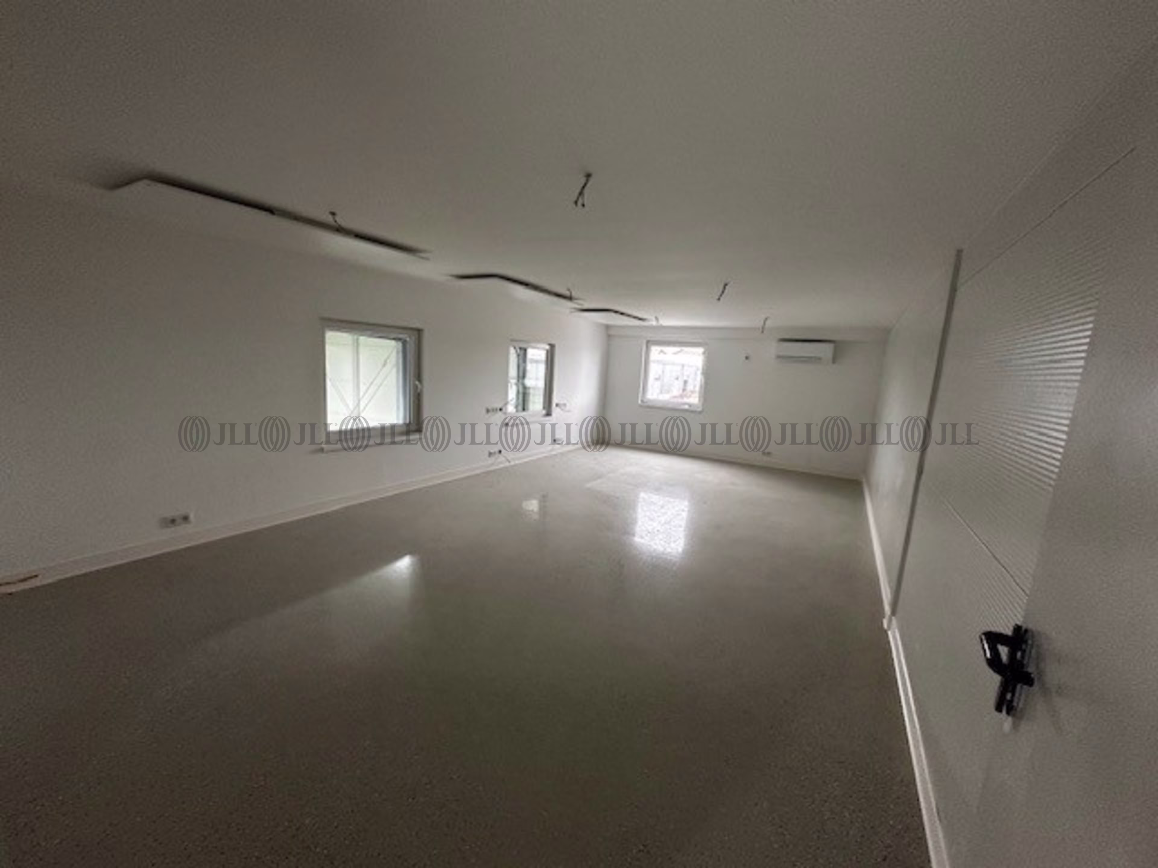 Hallen - Halle (Saale) - B3243