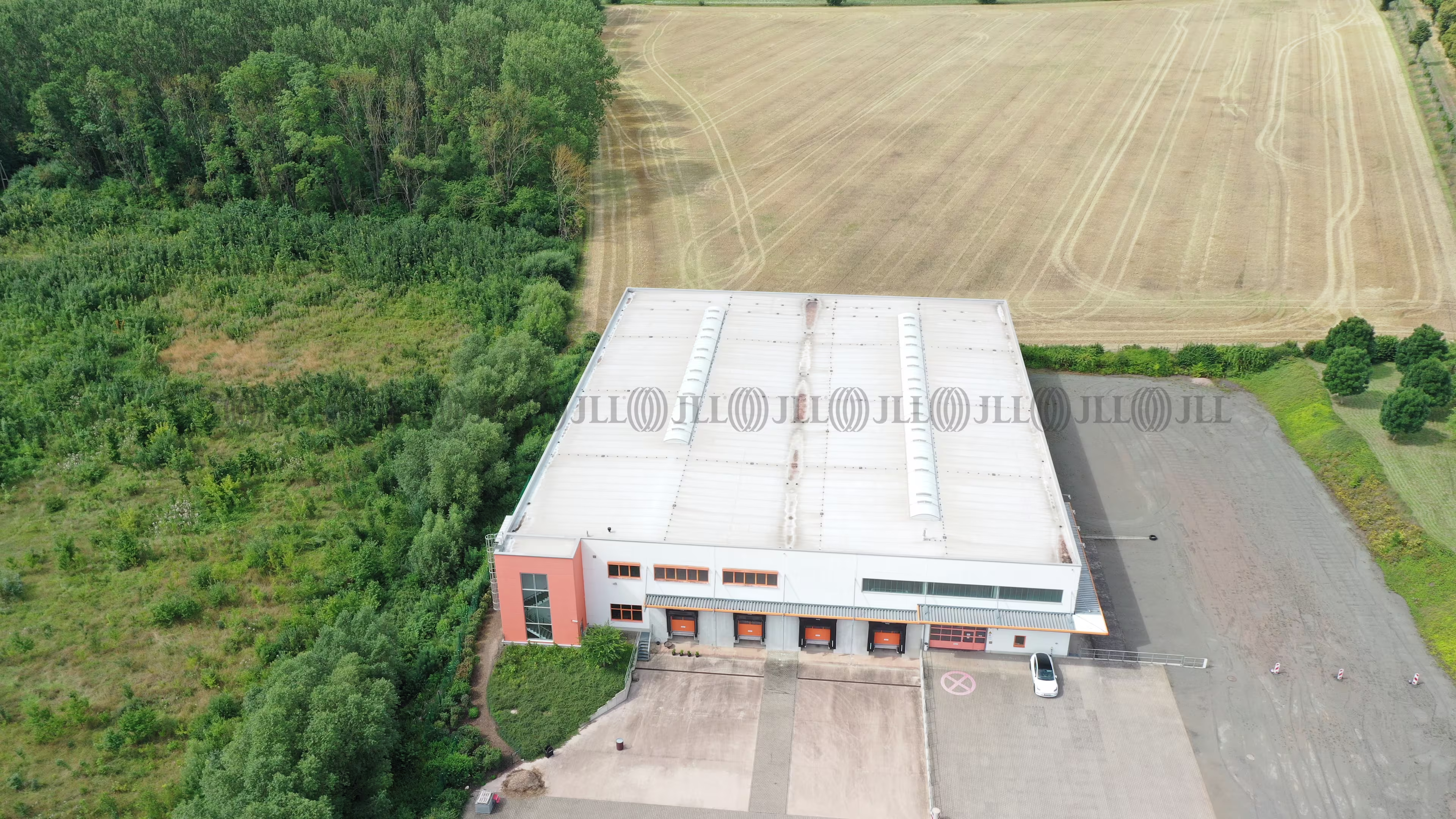 Hallen - Tüttleben - B3329