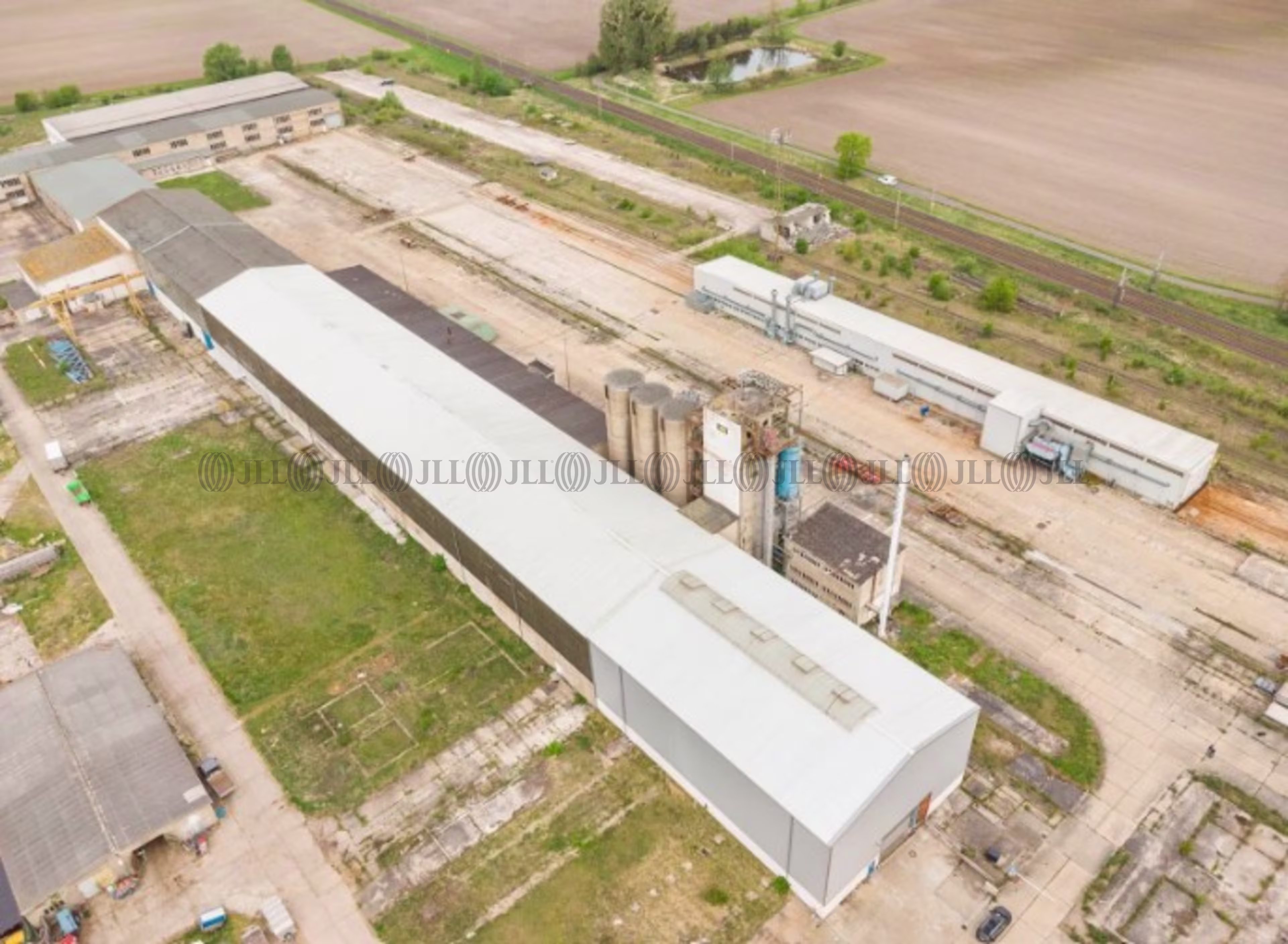 Hallen - Zahna-Elster - B3383