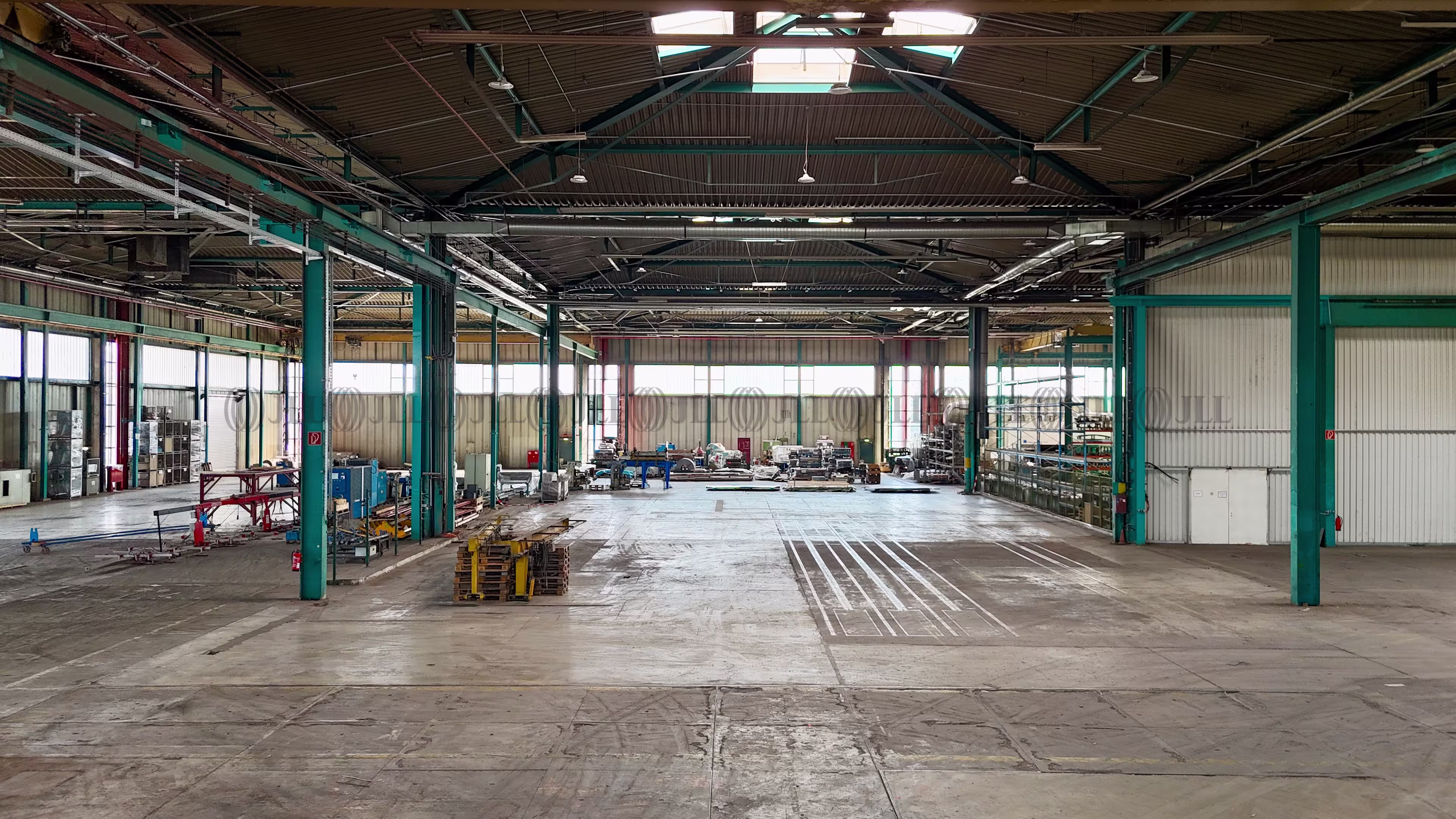 Hallen - Berlin, Spandau - B3268