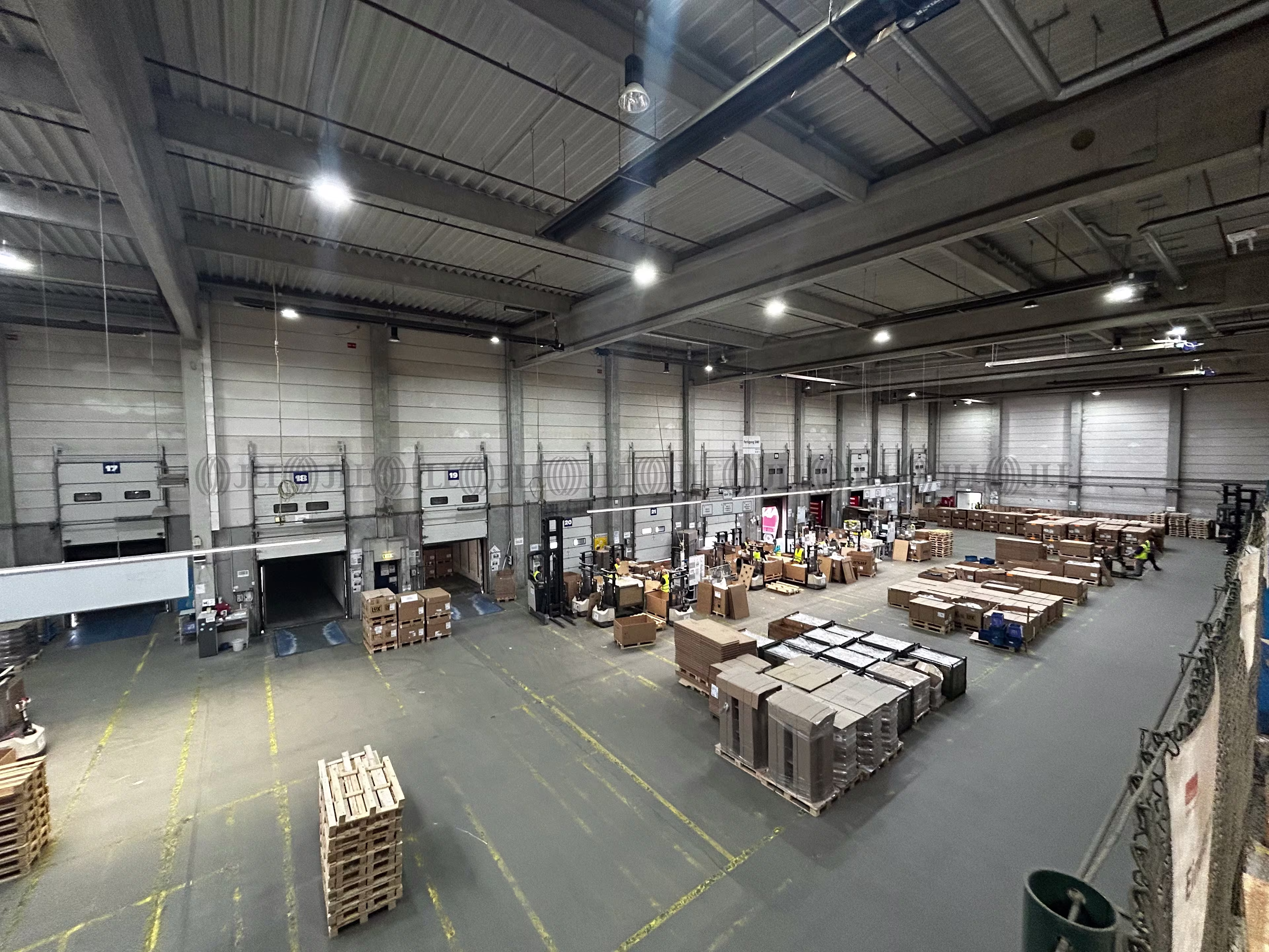 Hallen - Karlstein a. Main - F3259