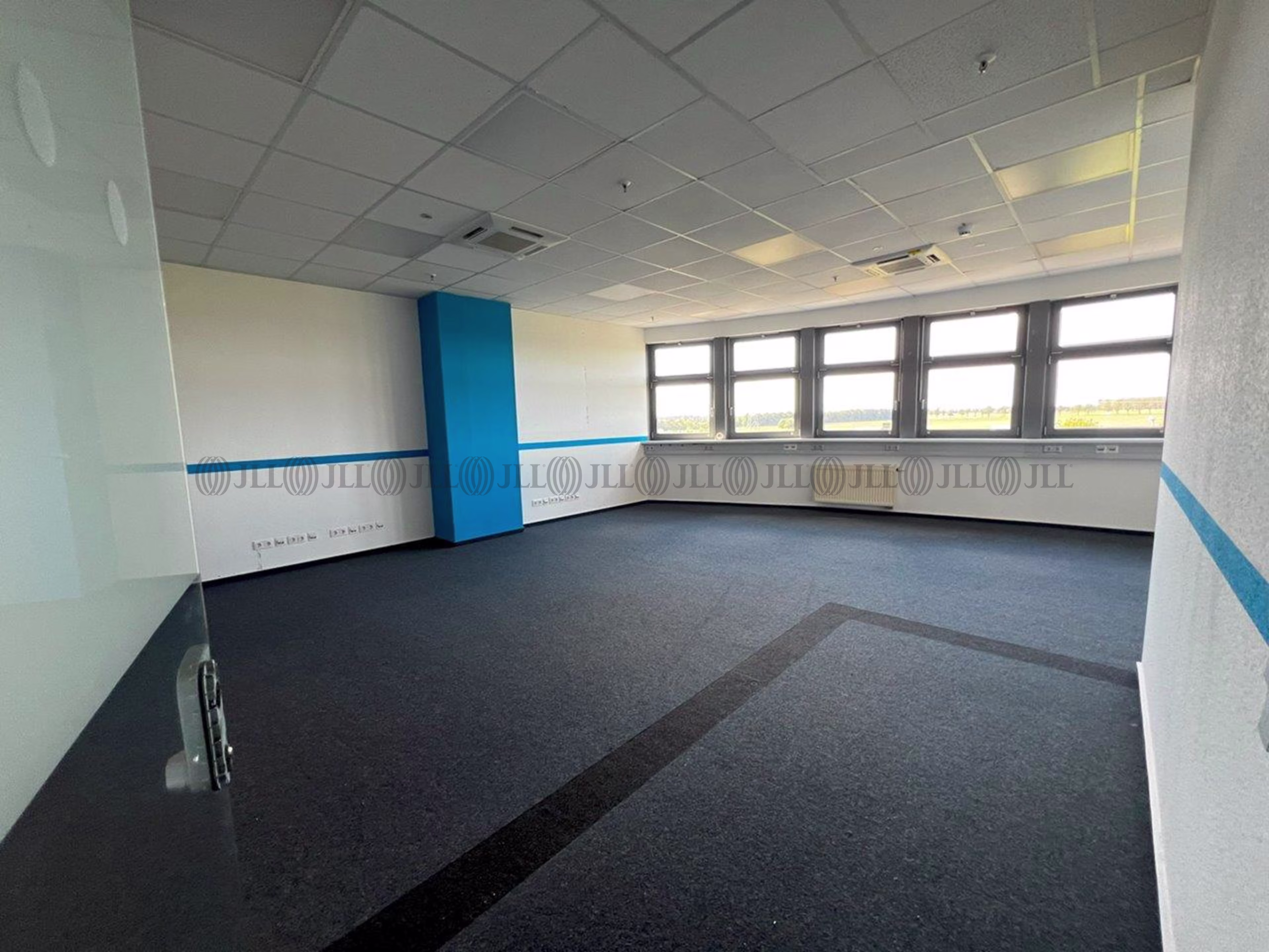 Hallen - Brieselang - B0411