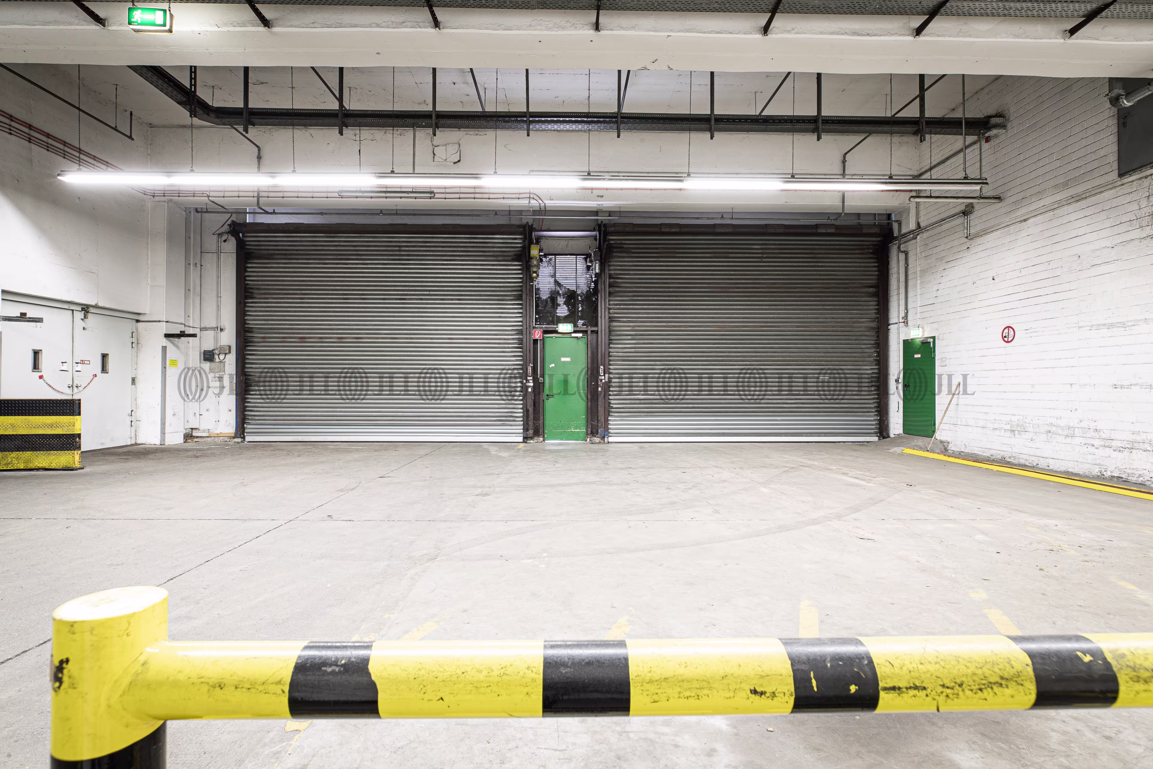 Hallen - Essen, Holsterhausen - D2873