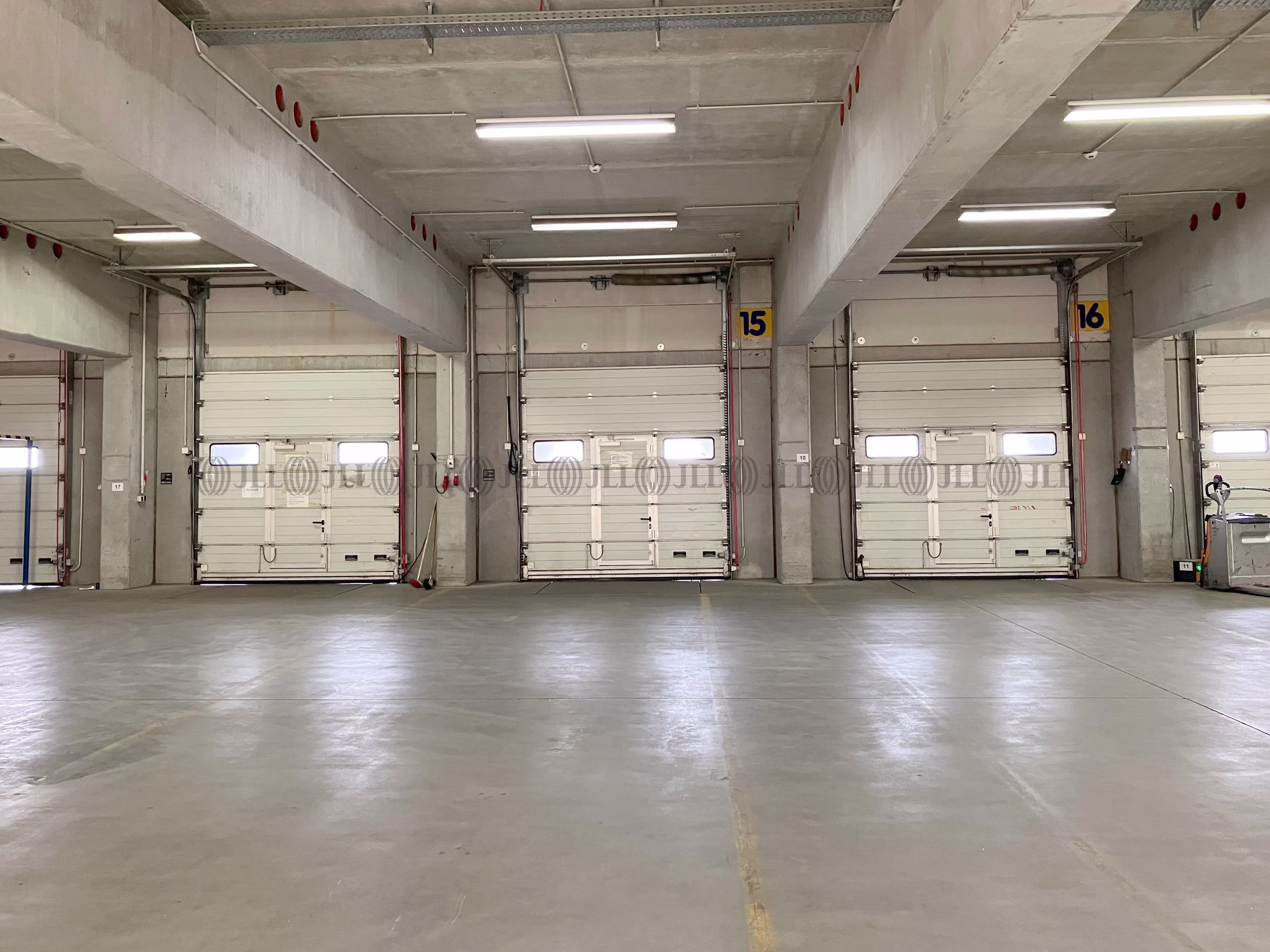 Hallen - Soest - D3187