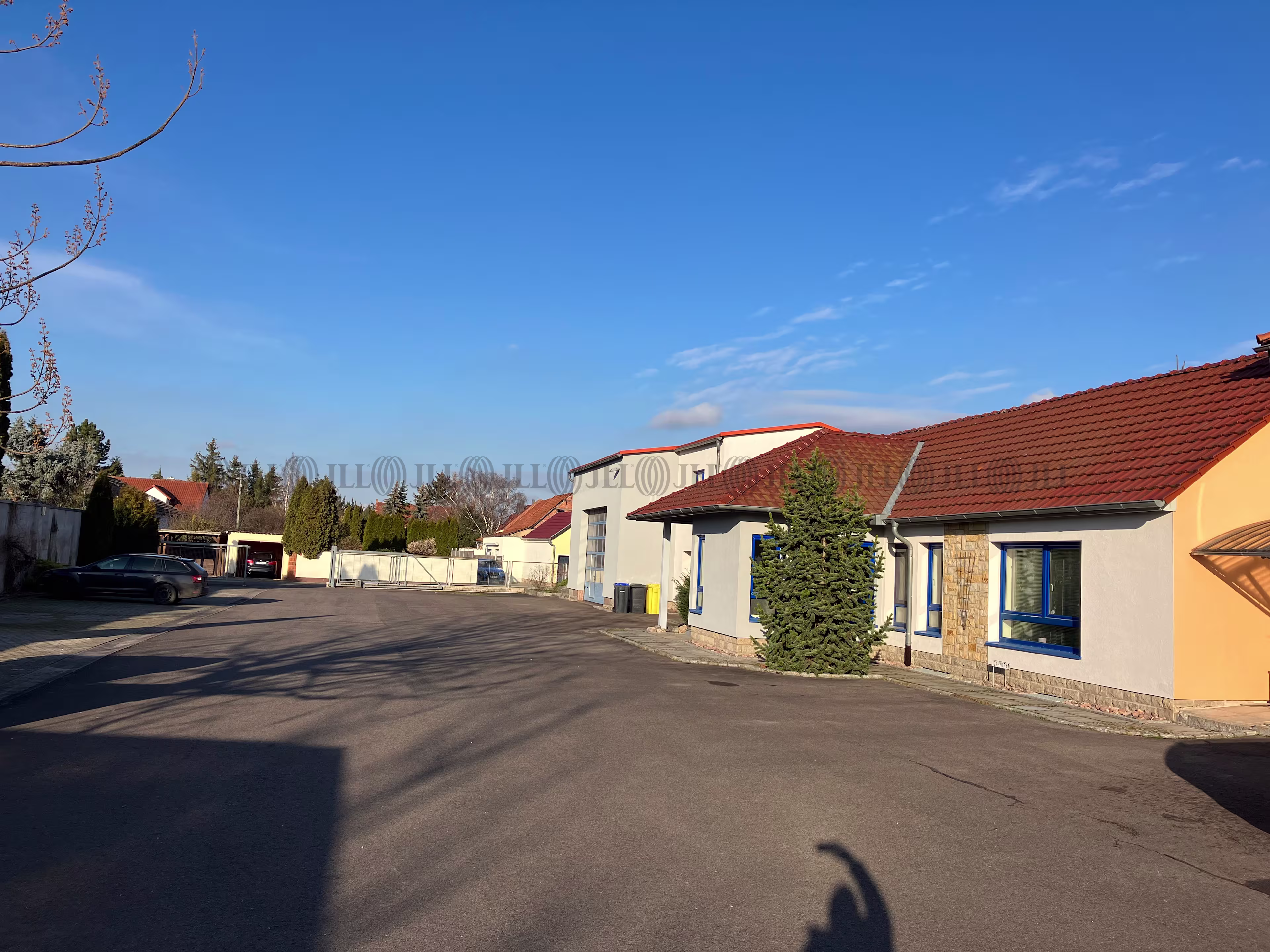 Hallen - Gebesee - B2589