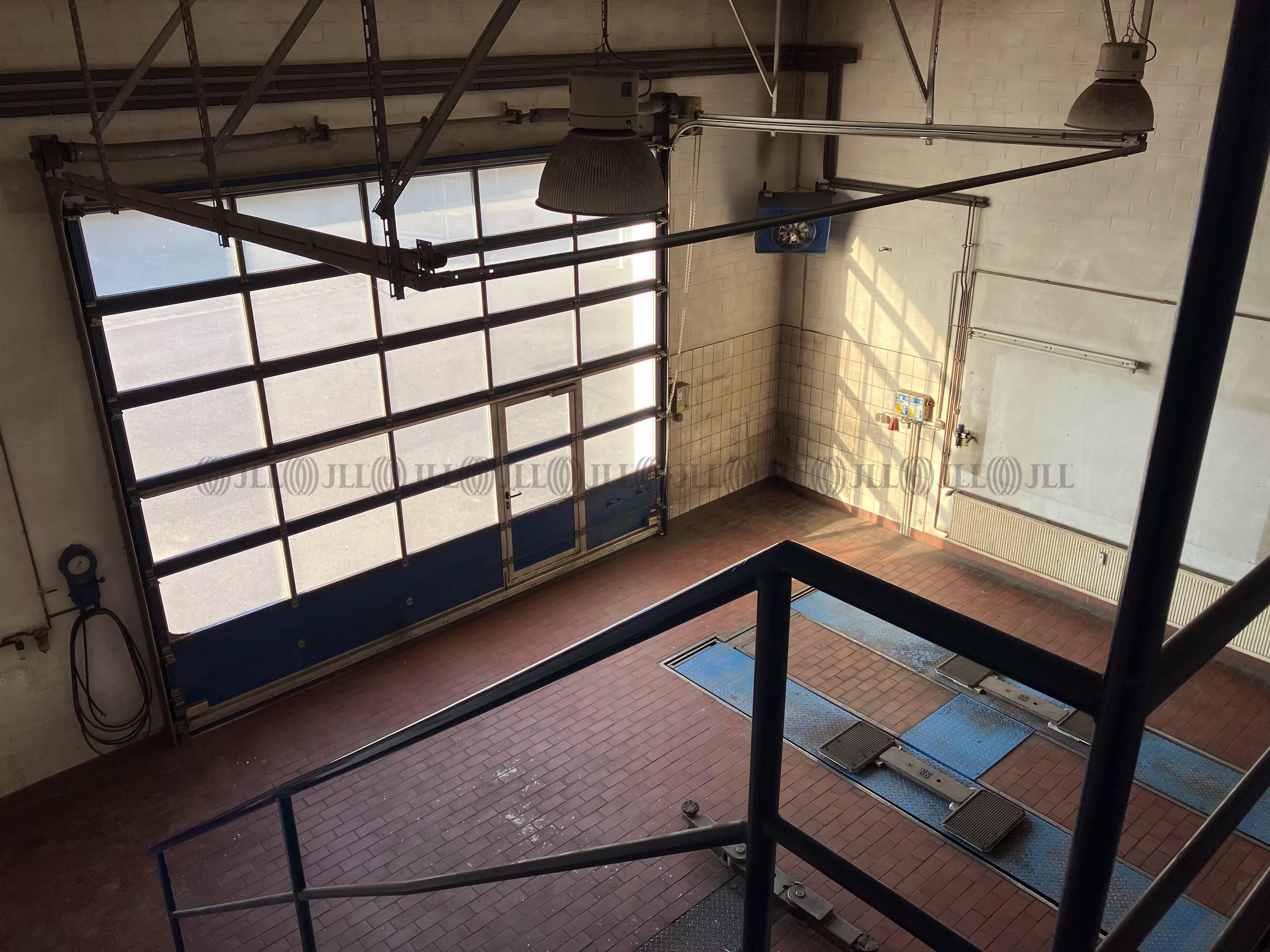 Hallen - Gebesee - B2589