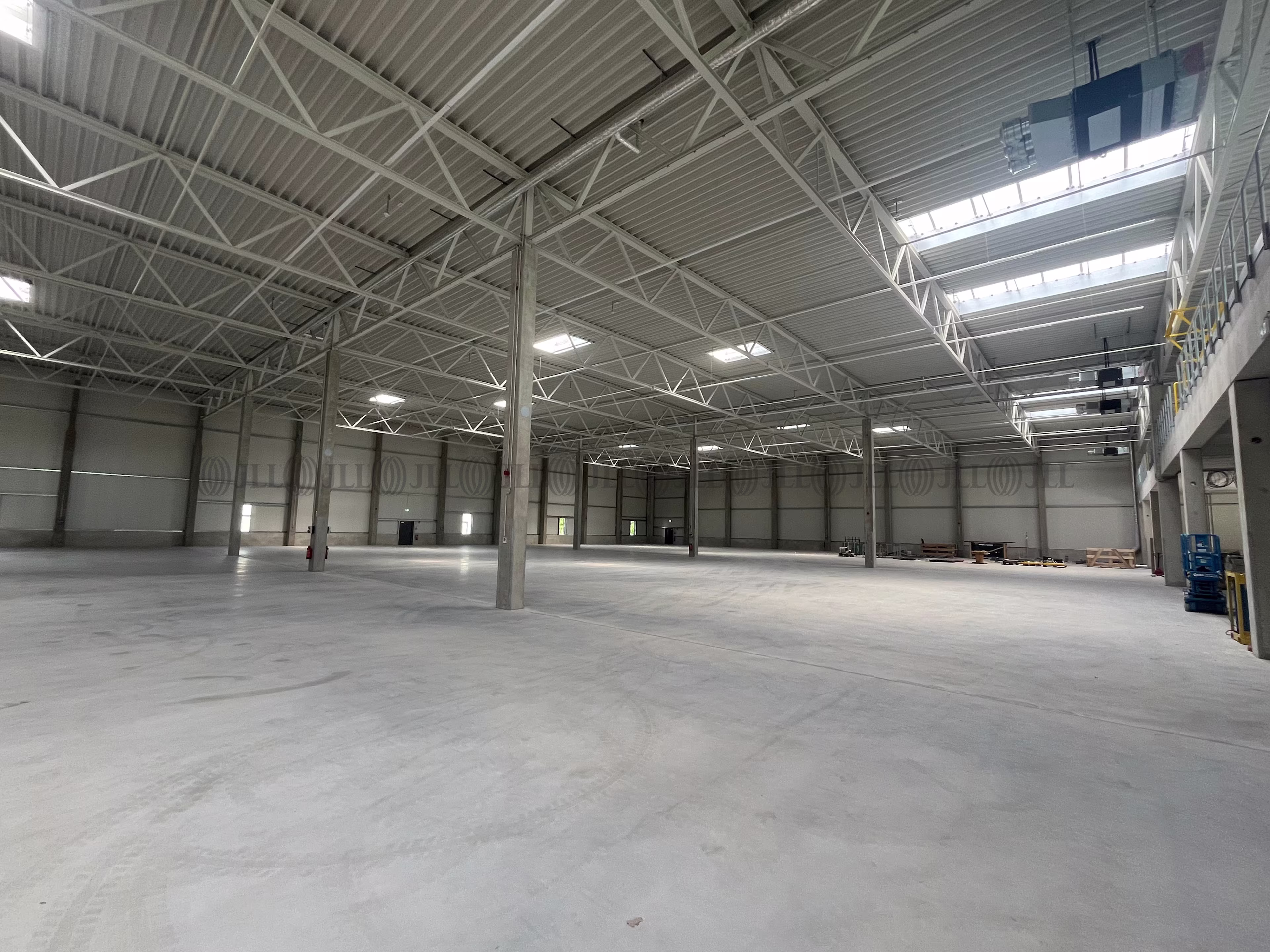 Hallen - Ludwigsfelde - B2957