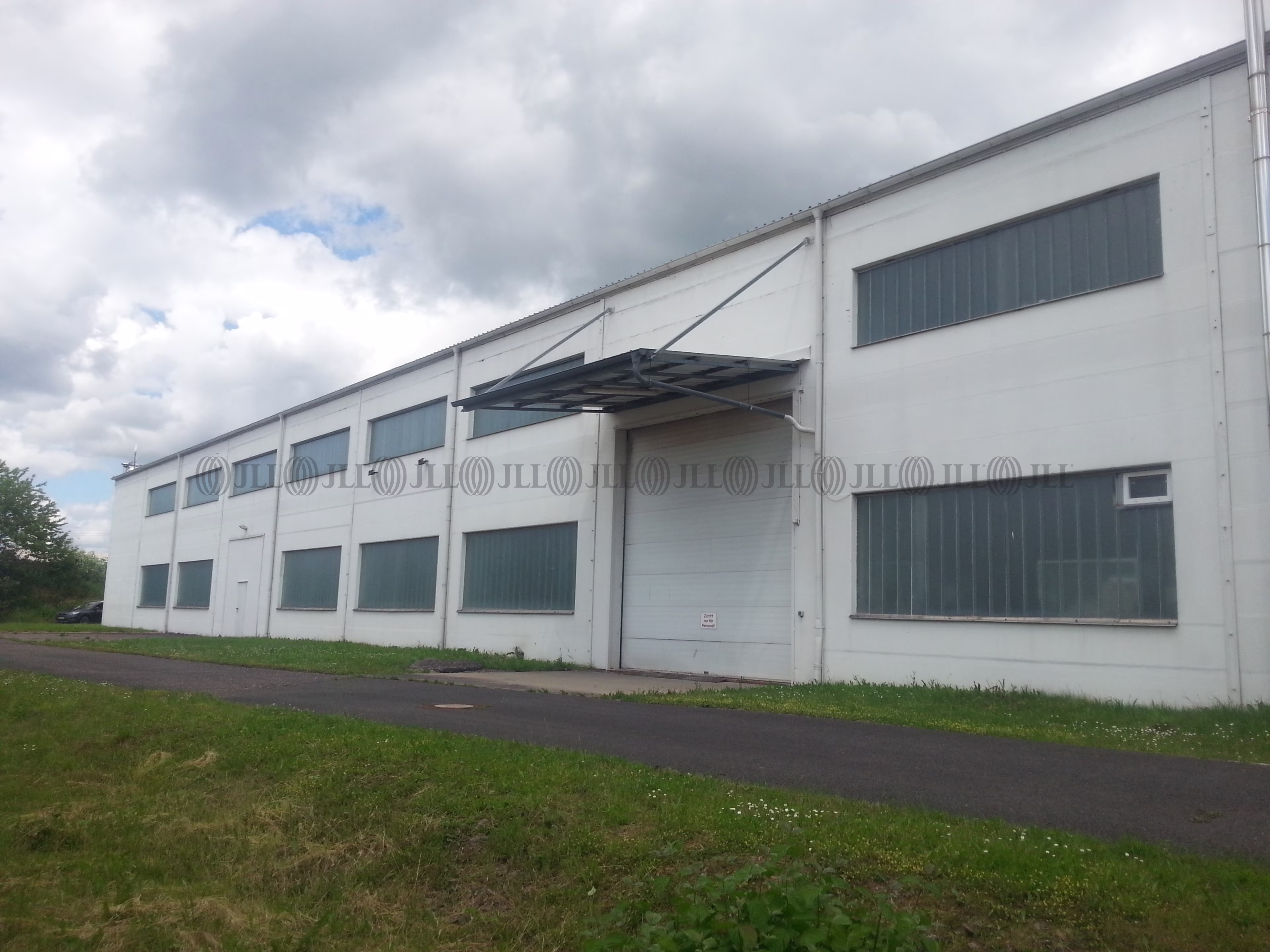 Hallen - Schwabhausen - B2876