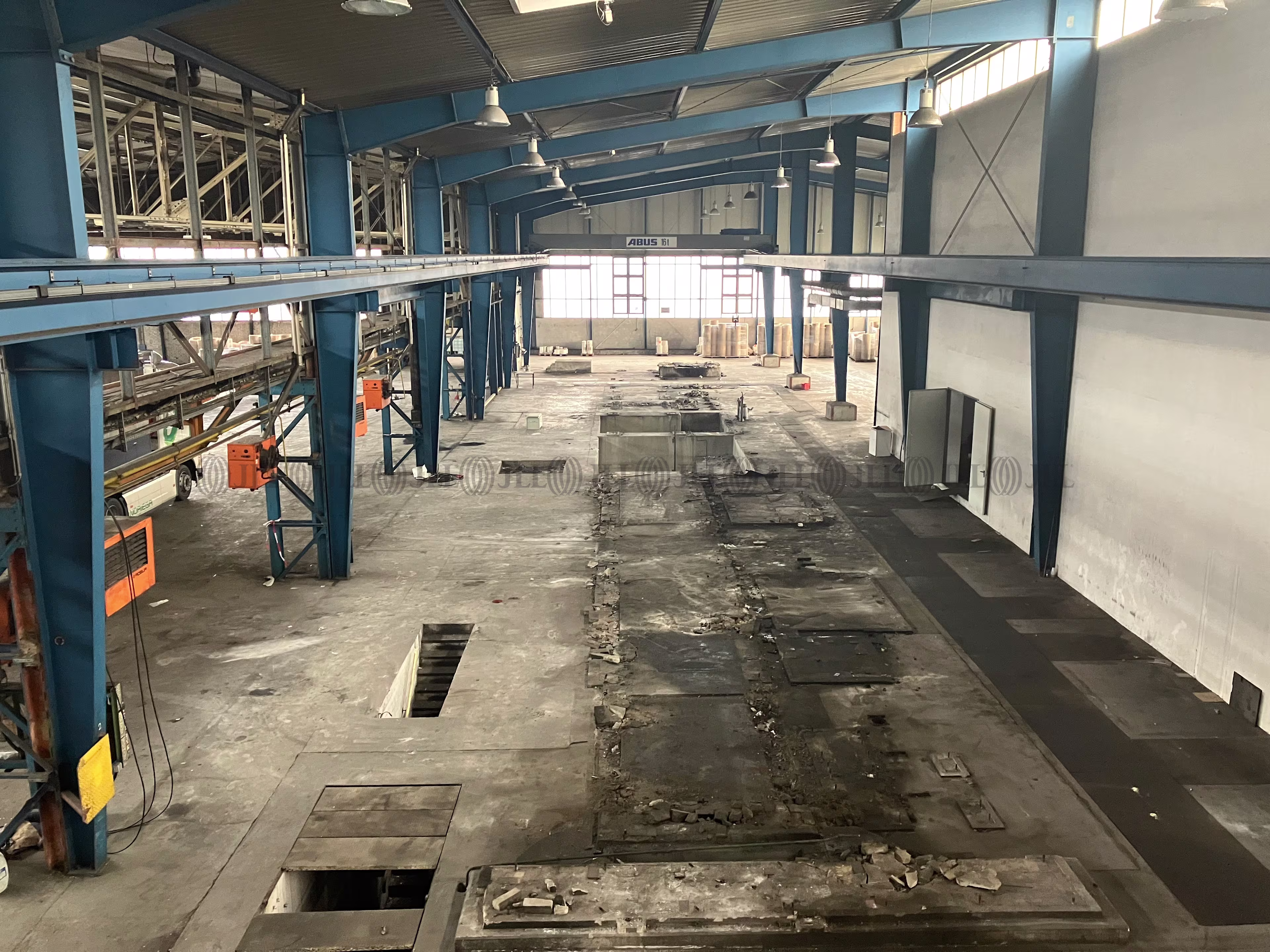 Hallen - Mansfeld - B2917