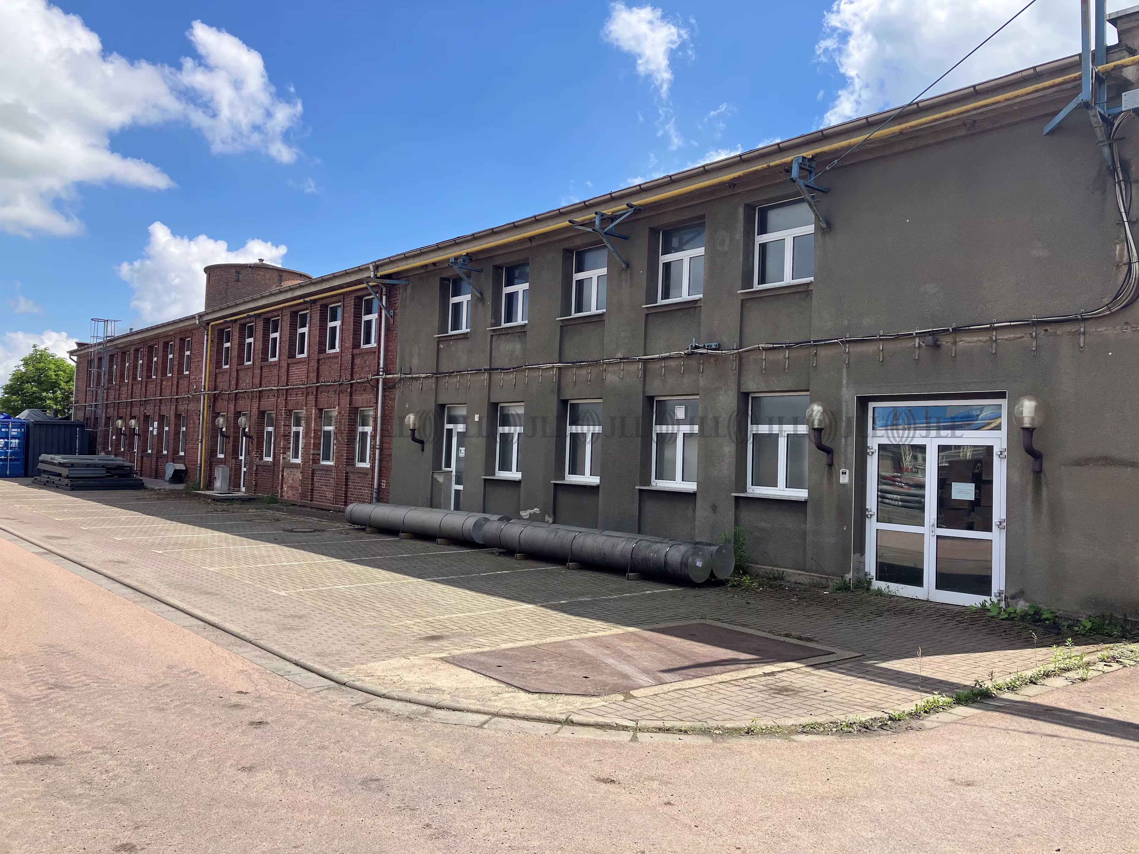 Hallen - Mansfeld - B2917