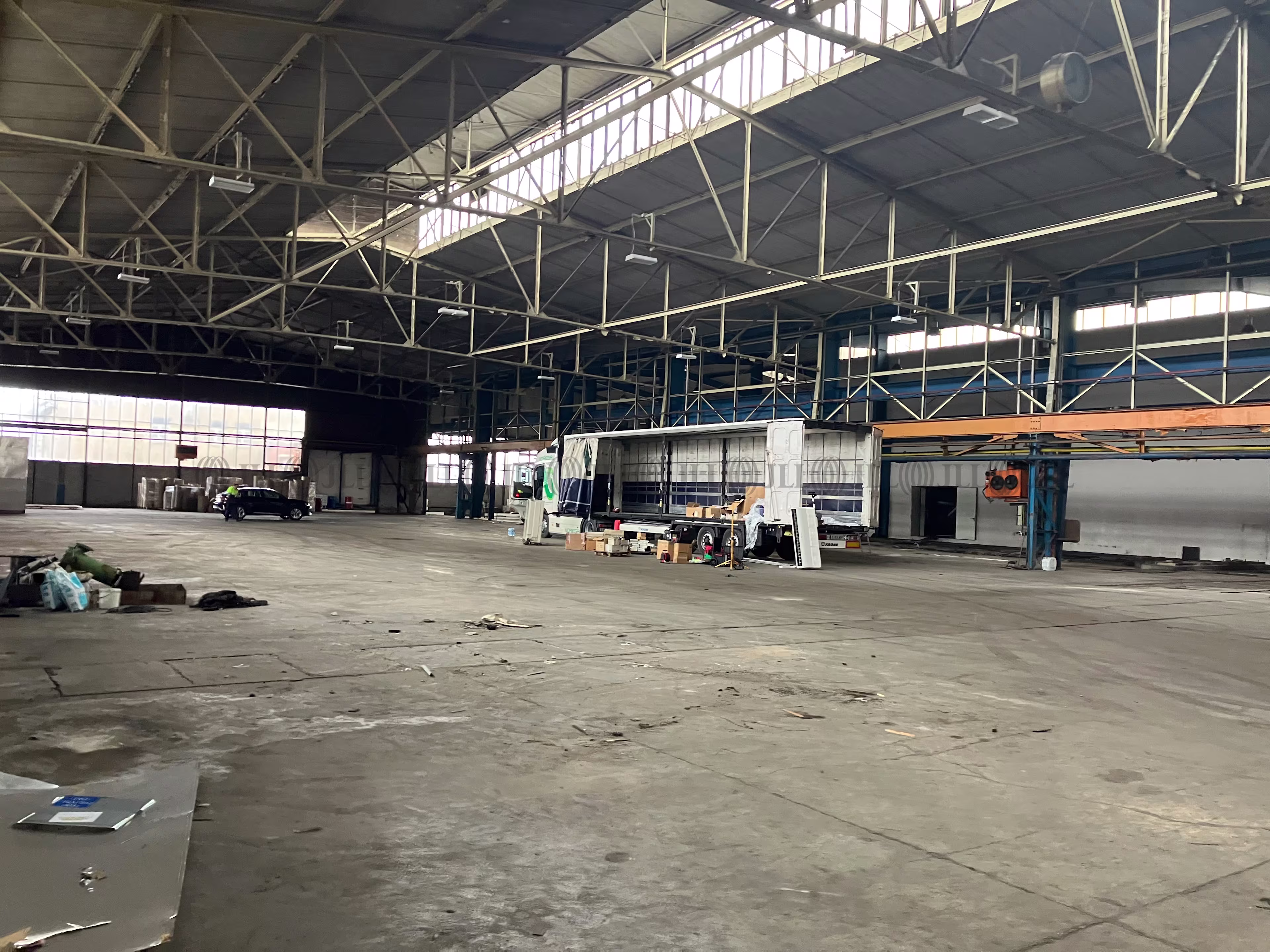 Hallen - Mansfeld - B2917