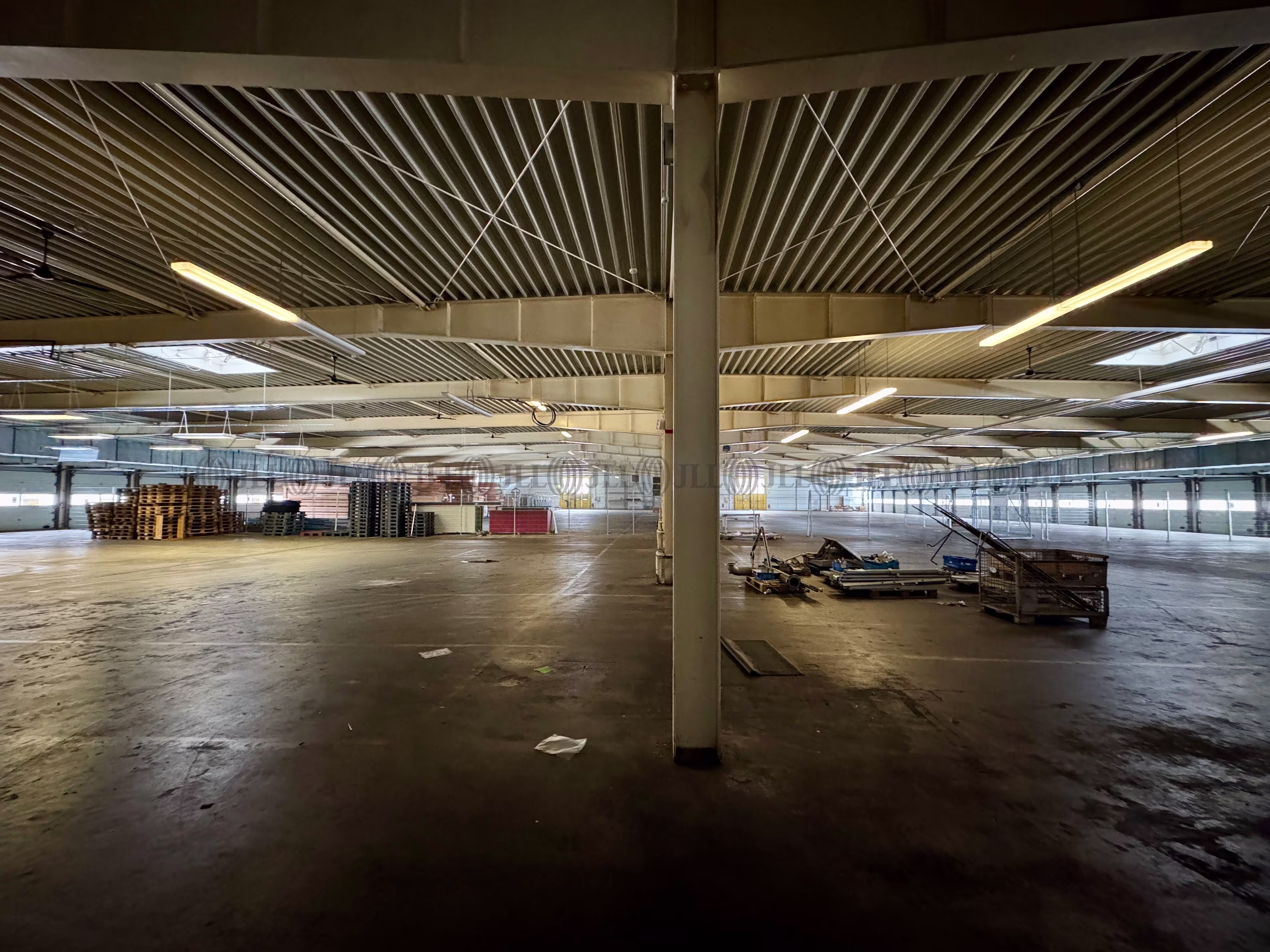 Hallen - Bernau - B3277