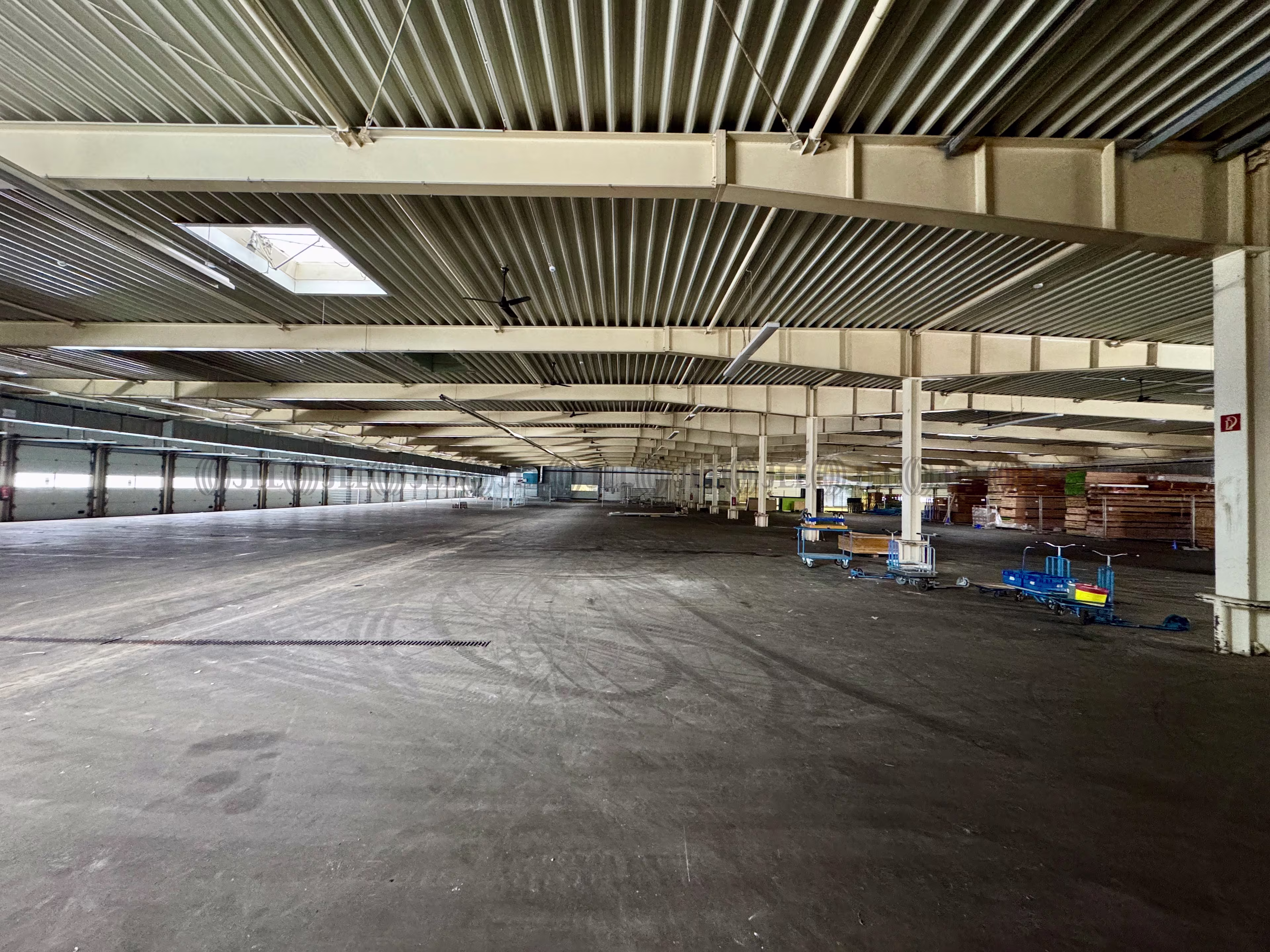 Hallen - Bernau - B3277