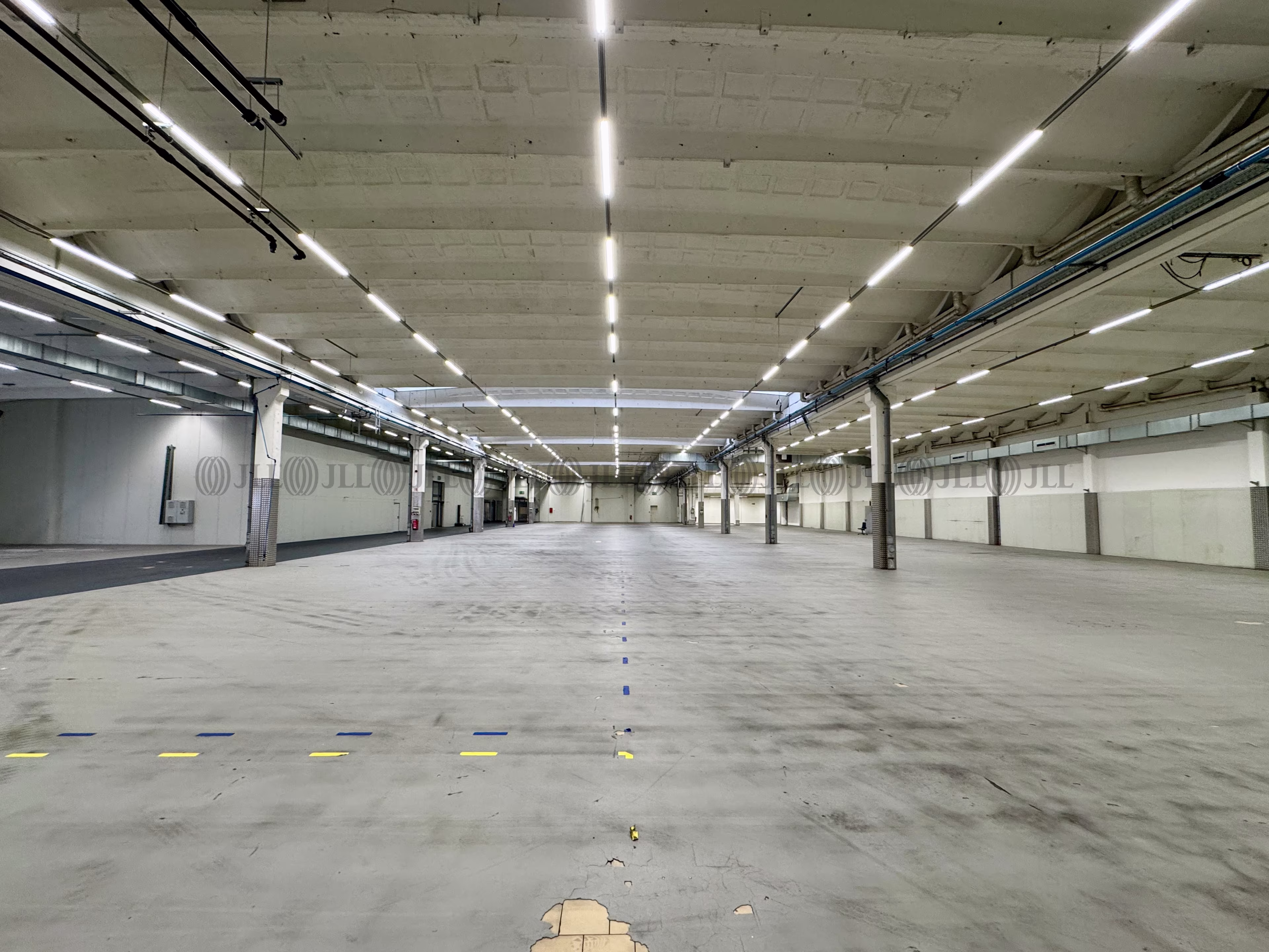 Hallen - Bernau - B3277