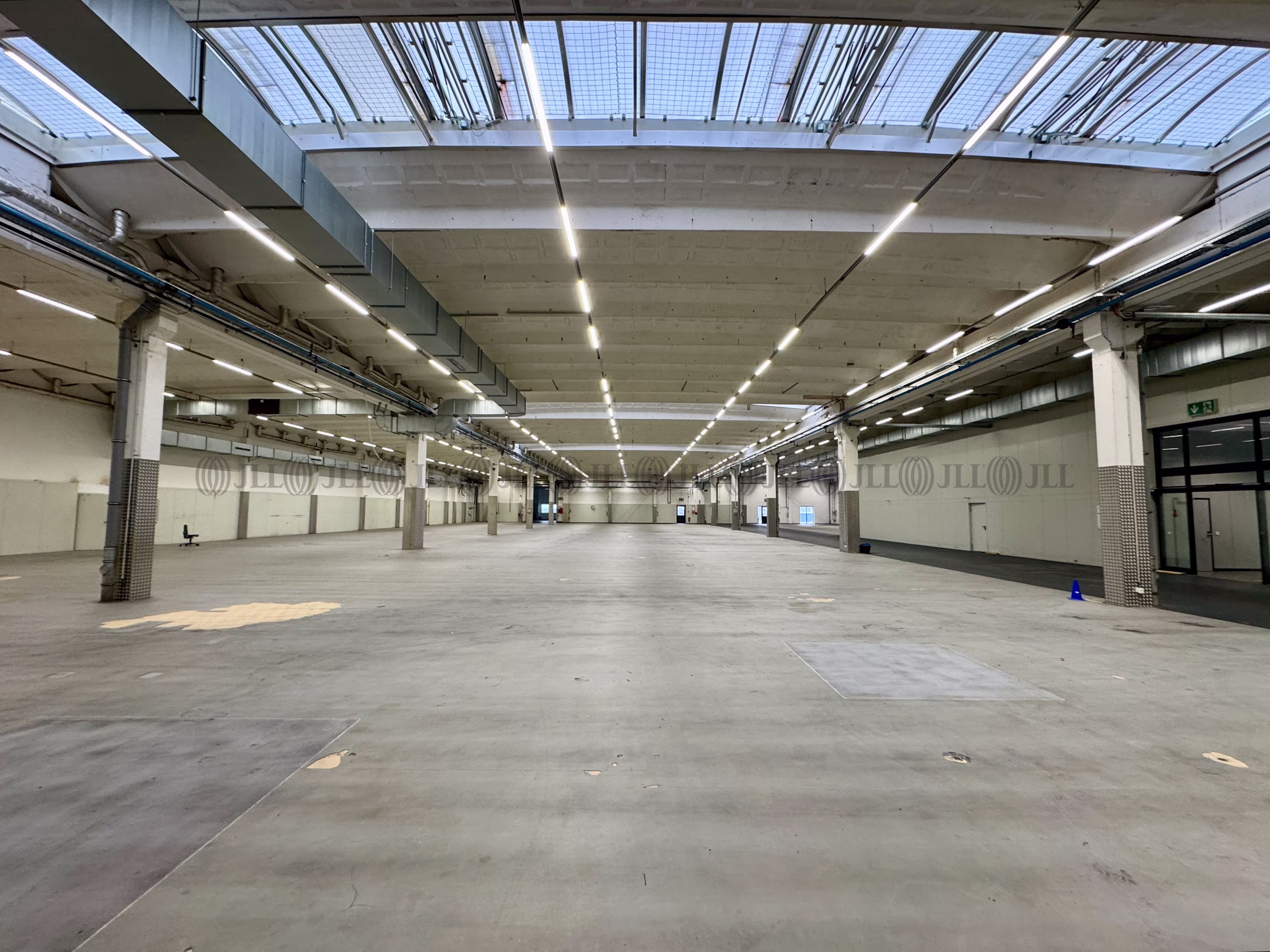 Hallen - Bernau - B3277